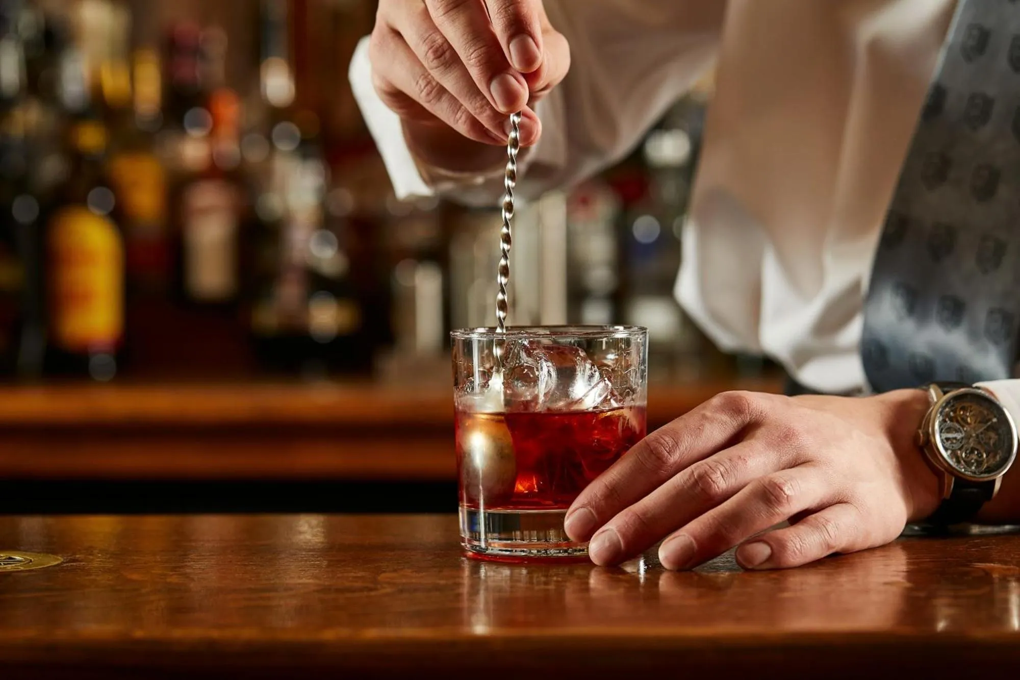 Food and drinks in Elmers Court Hotel