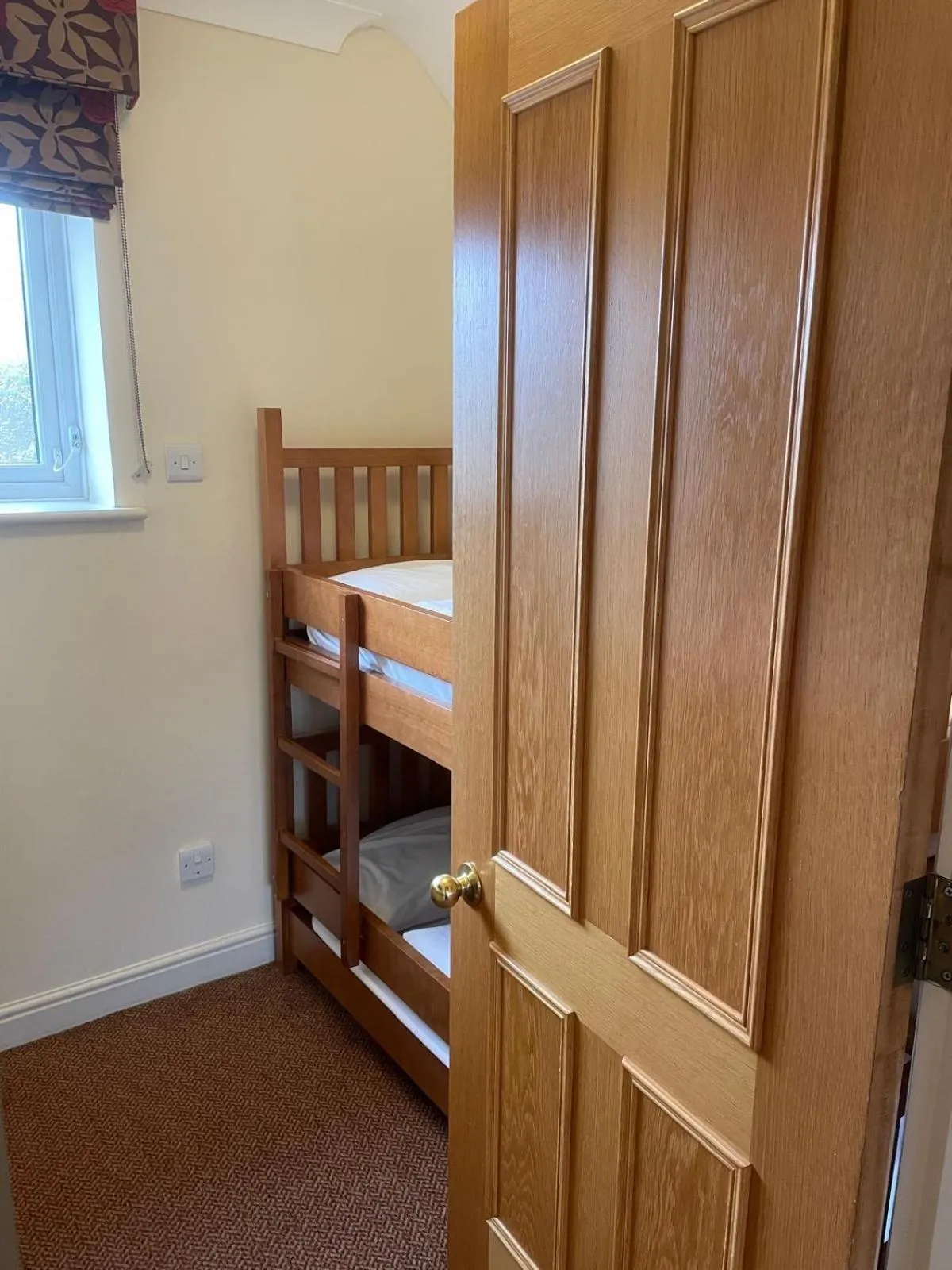 Bedroom, Bed in Elmers Court Hotel