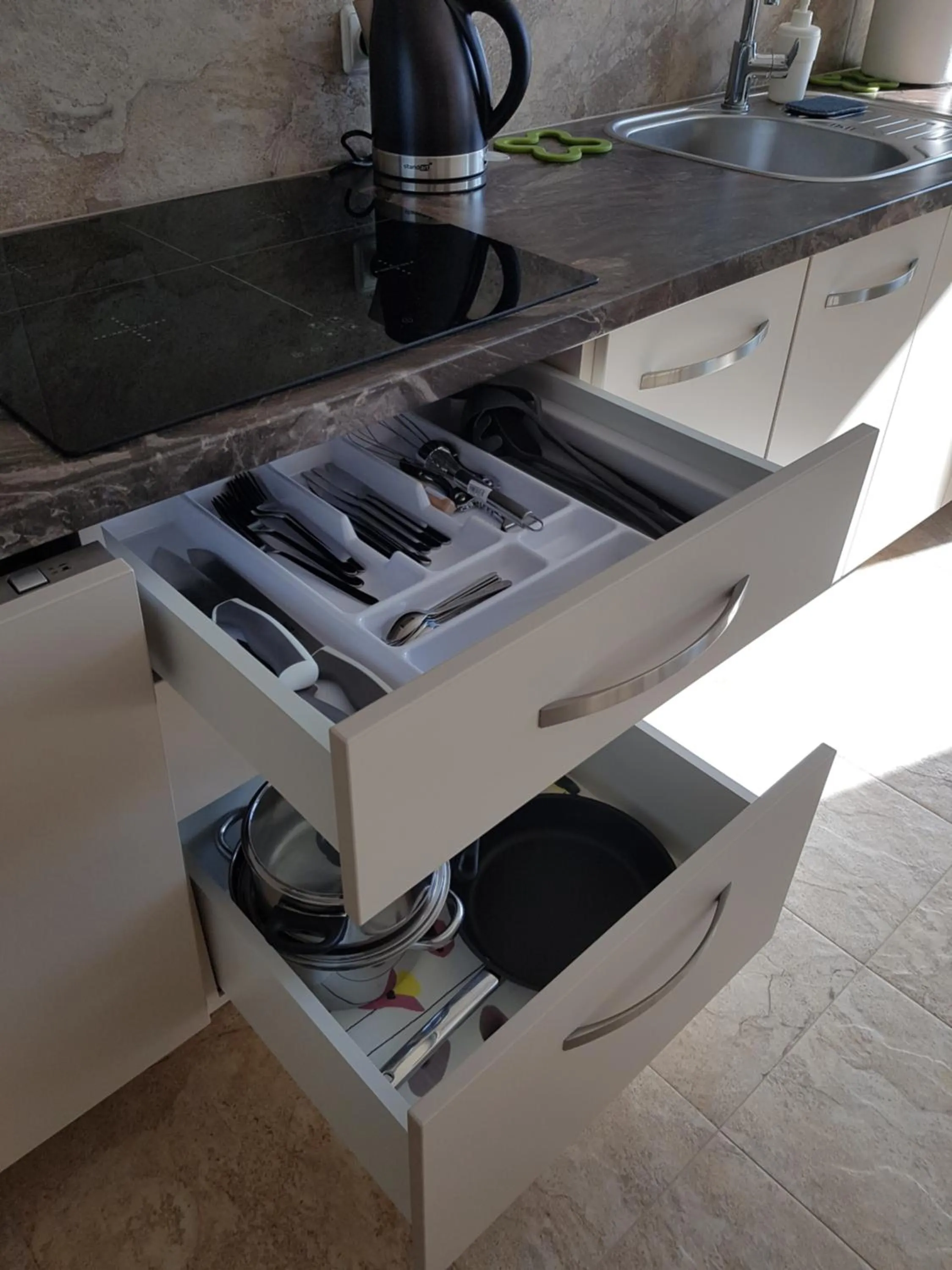 Kambarių nuoma Naujojoje Akmenėje