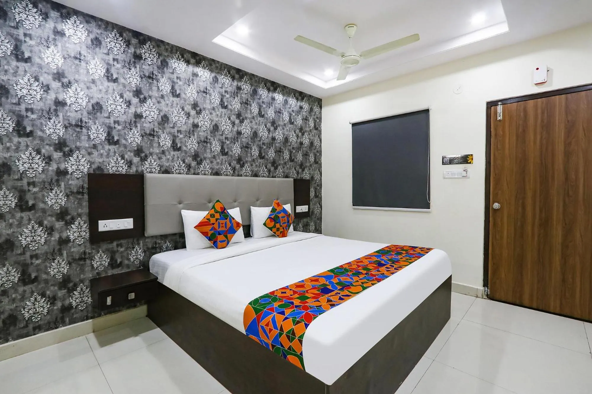 Bed in FabHotel Royal Signature - HITECH CITY