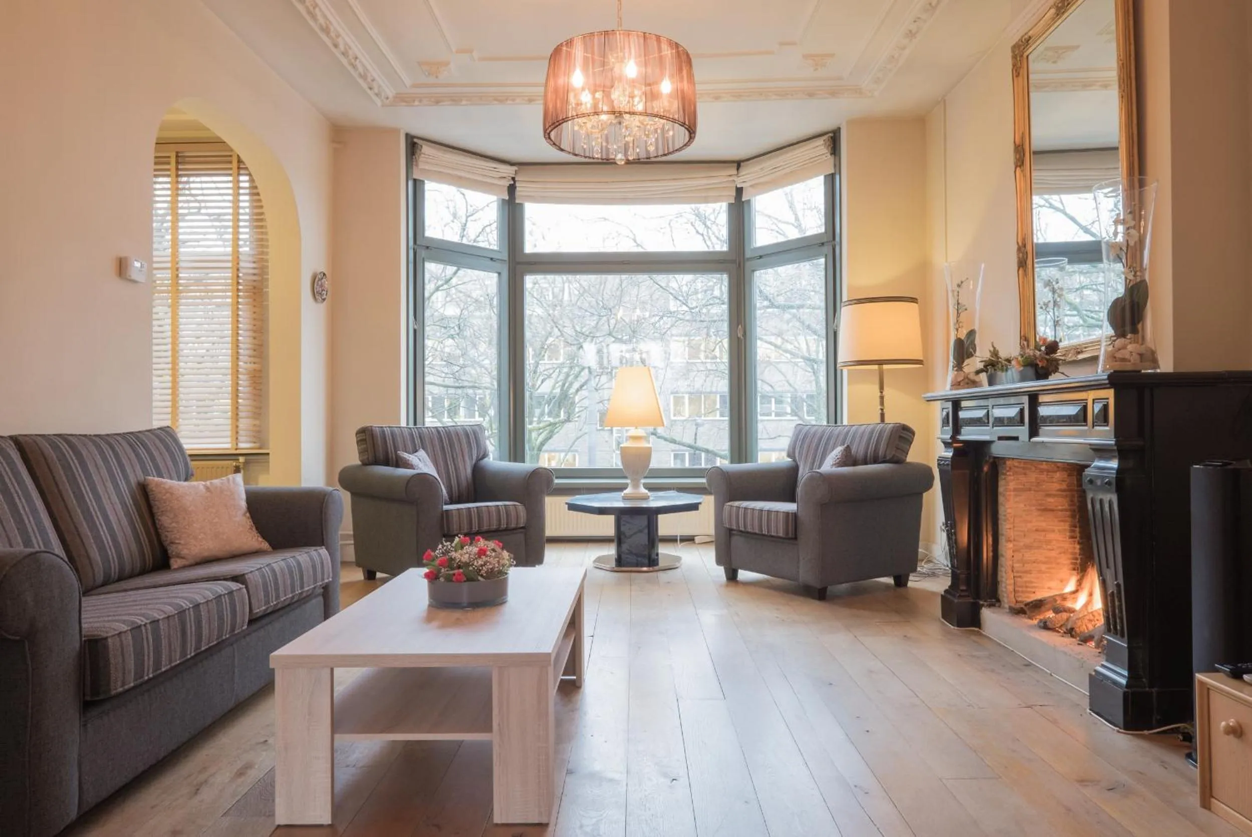 TV and multimedia in Hotel Van Walsum