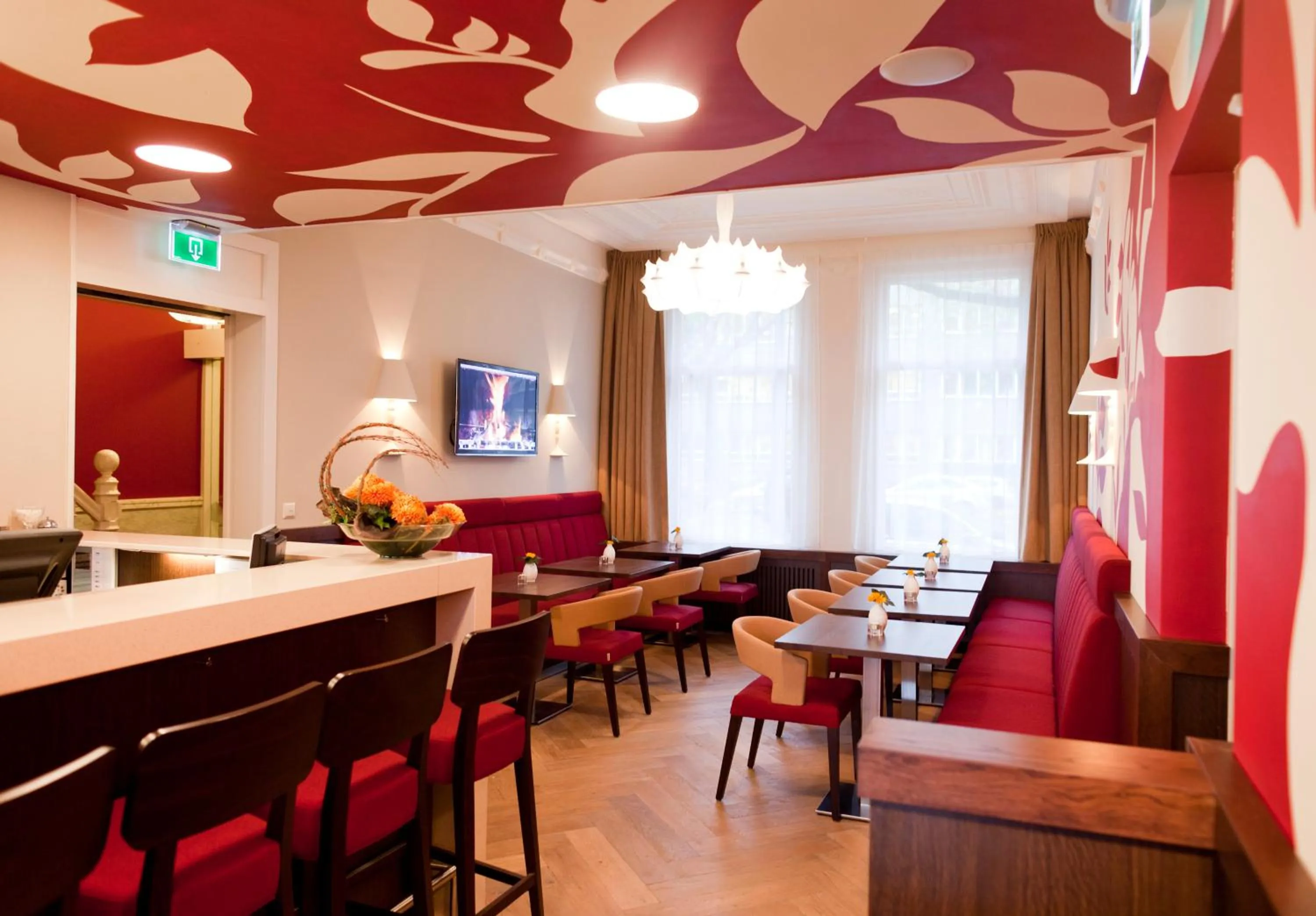 Restaurant/places to eat in Hotel Van Walsum
