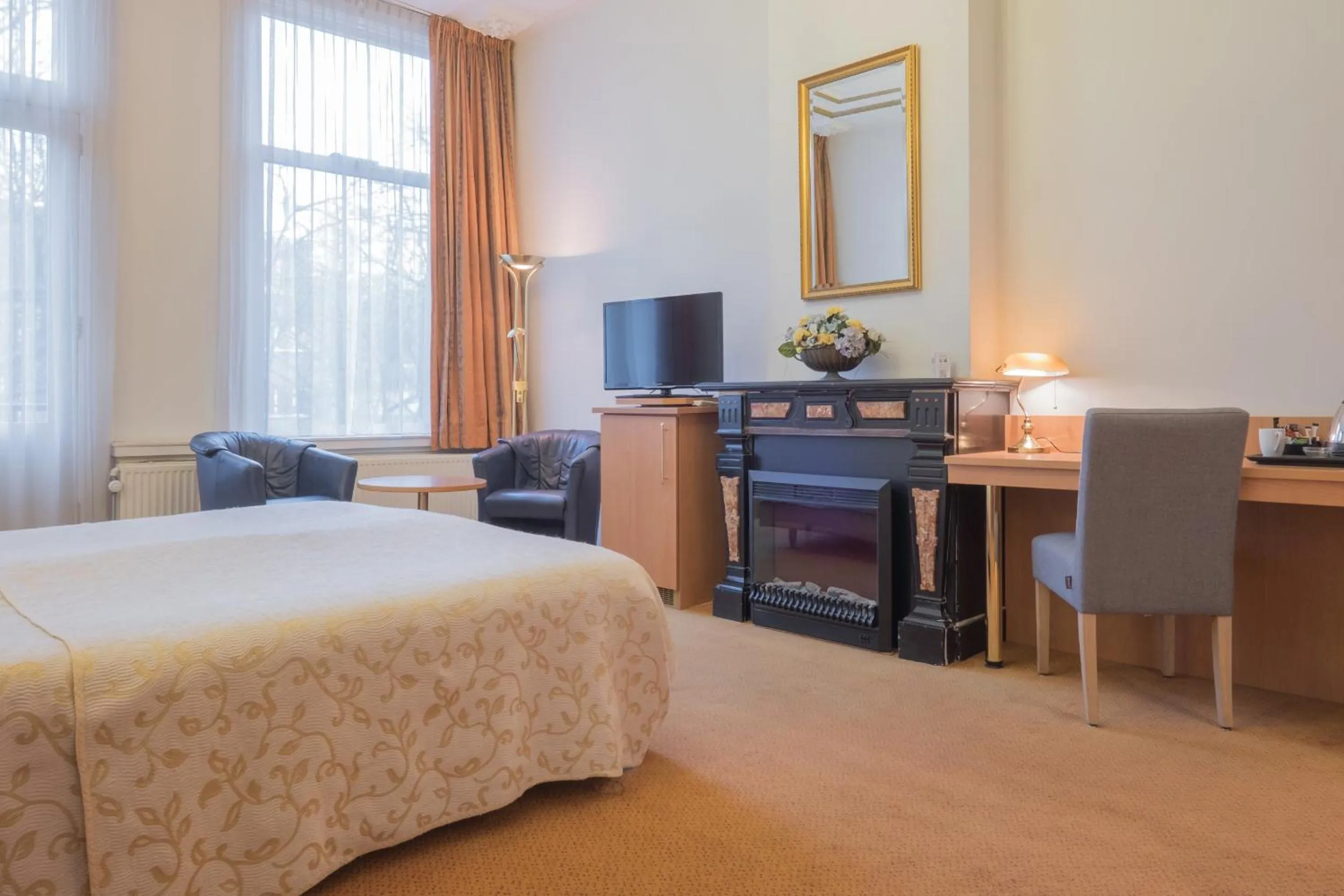 Bedroom, Bed in Hotel Van Walsum