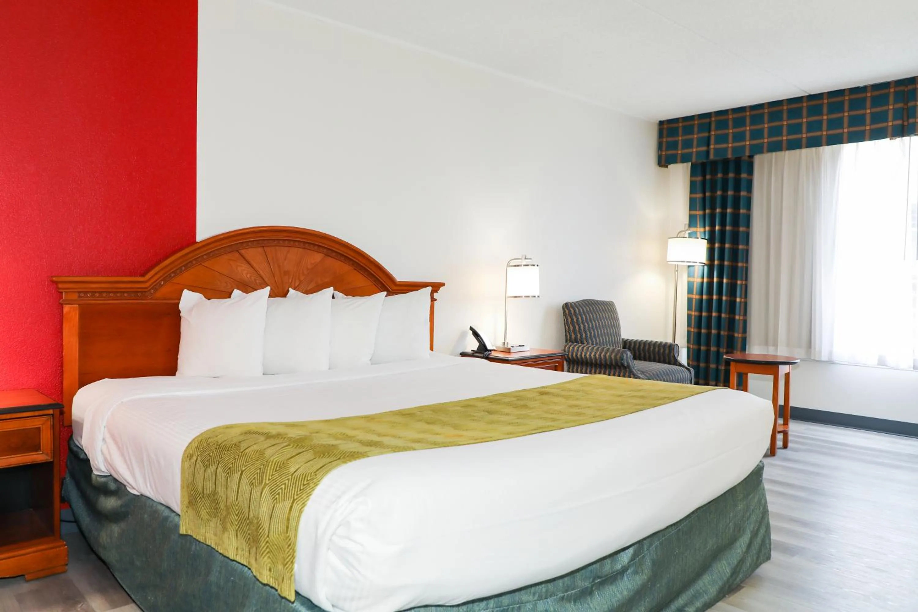 Photo of the whole room, Bed in Ramada by Wyndham Cumberland Downtown