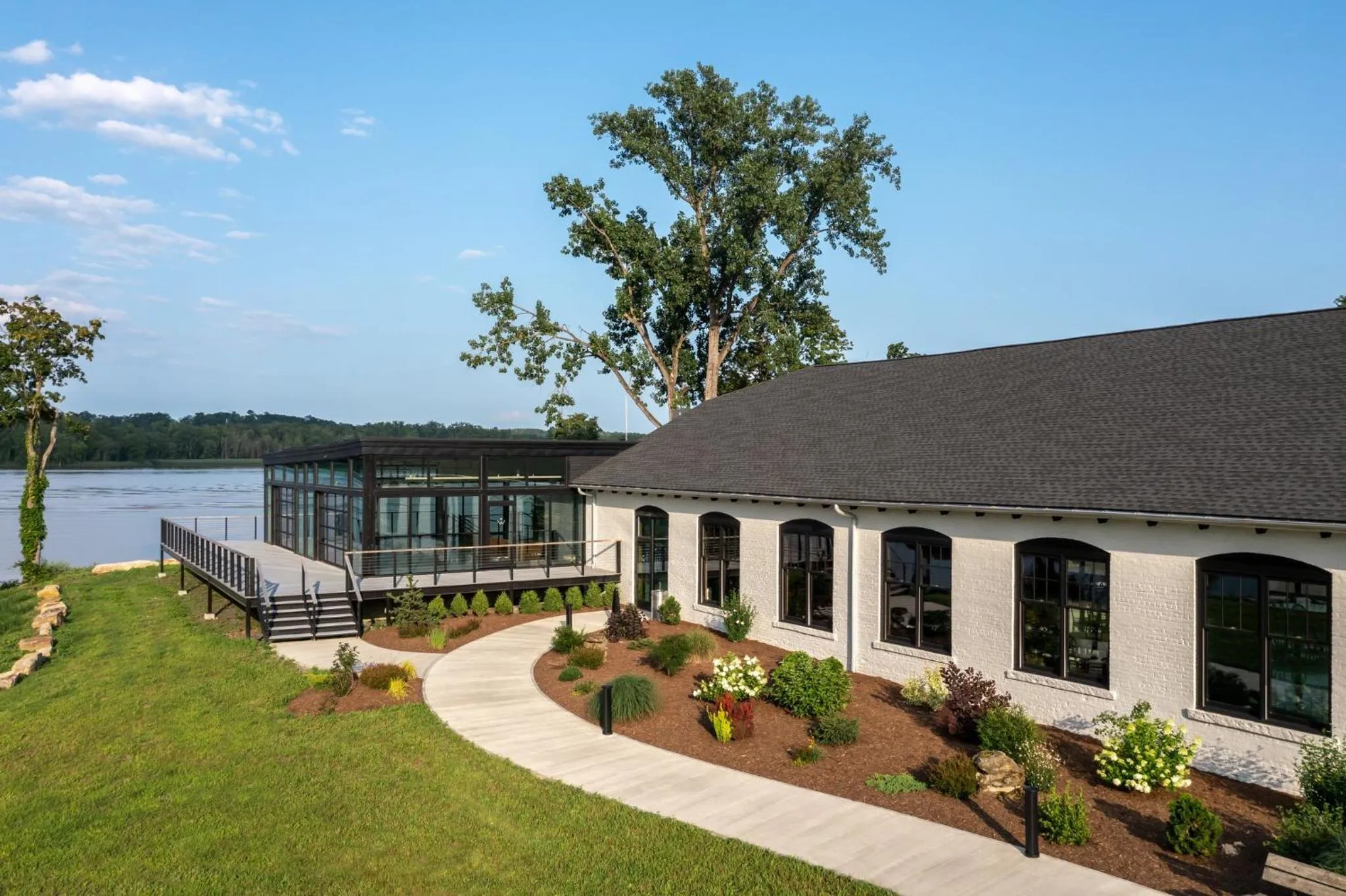 Meeting/conference room in voco James Newbury Hudson Valley by IHG