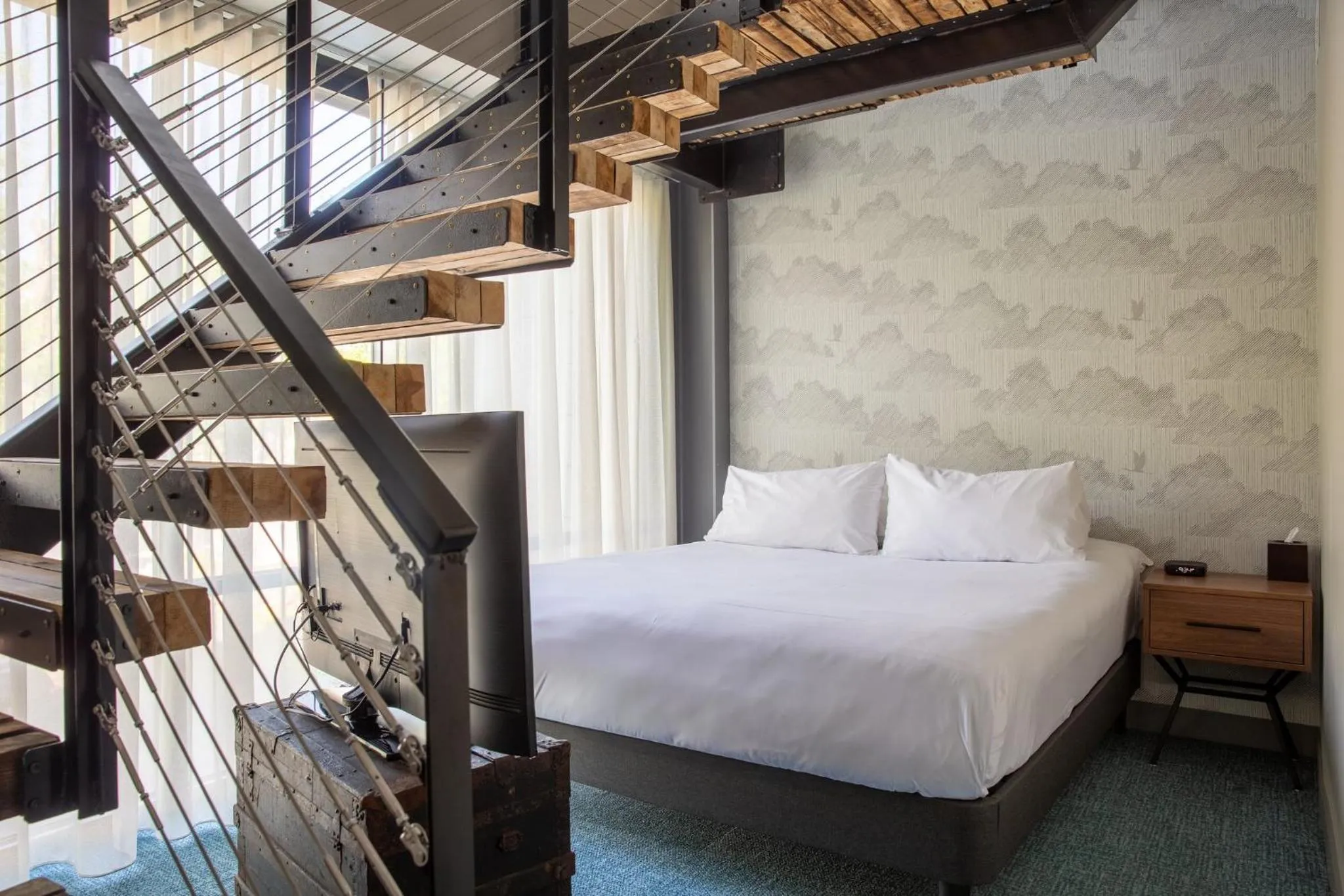 Photo of the whole room, Bed in voco James Newbury Hudson Valley by IHG