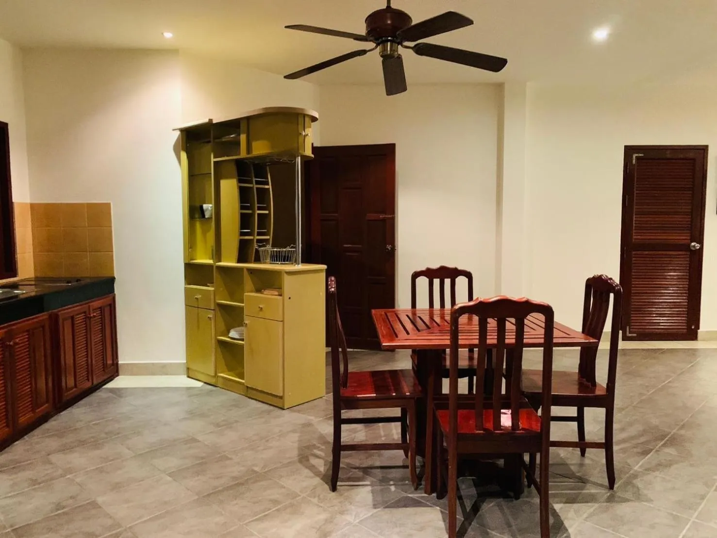 Kitchen or kitchenette in Scan House Apartment