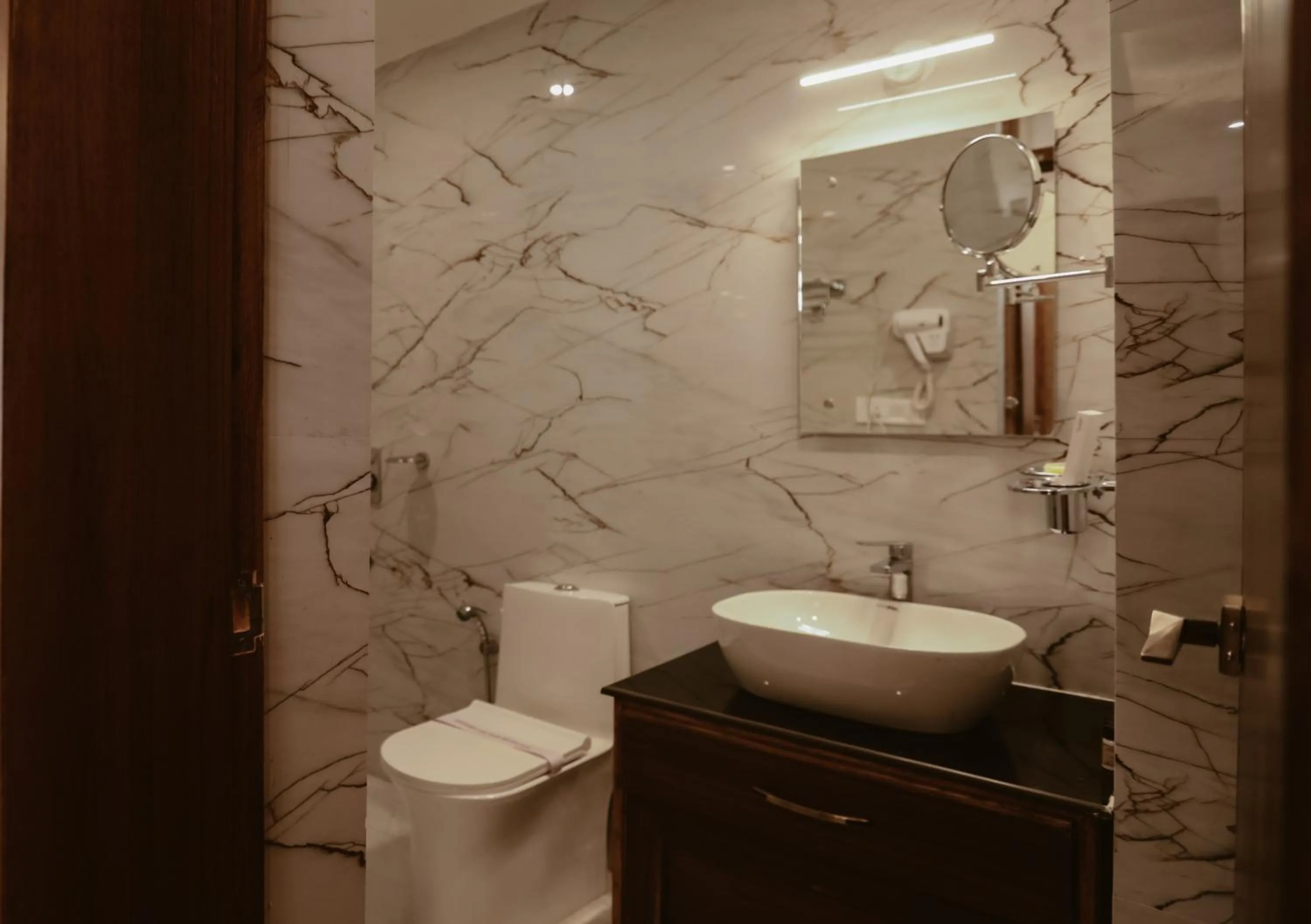 Bathroom in Hotel Youthok Heritage