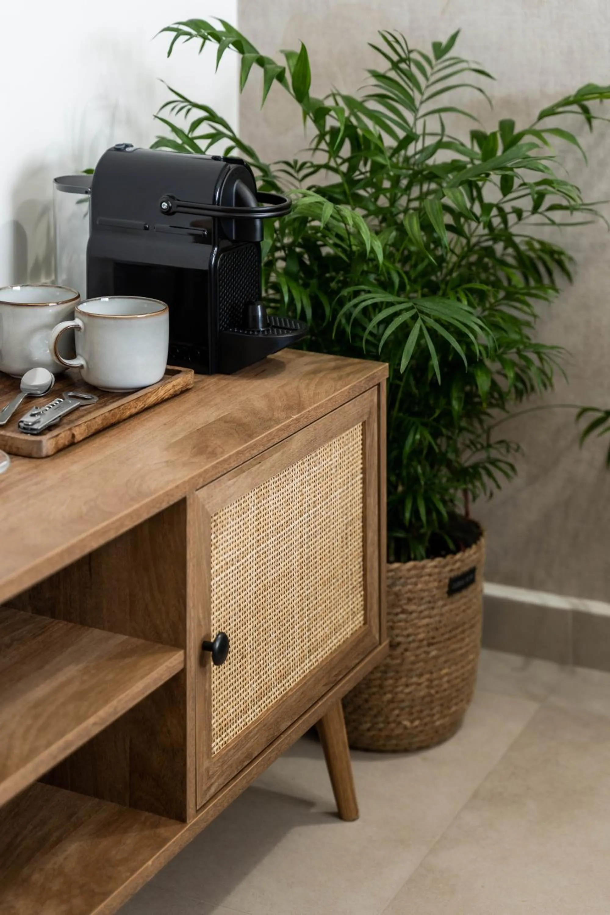 Coffee/tea facilities in KOYO Athens