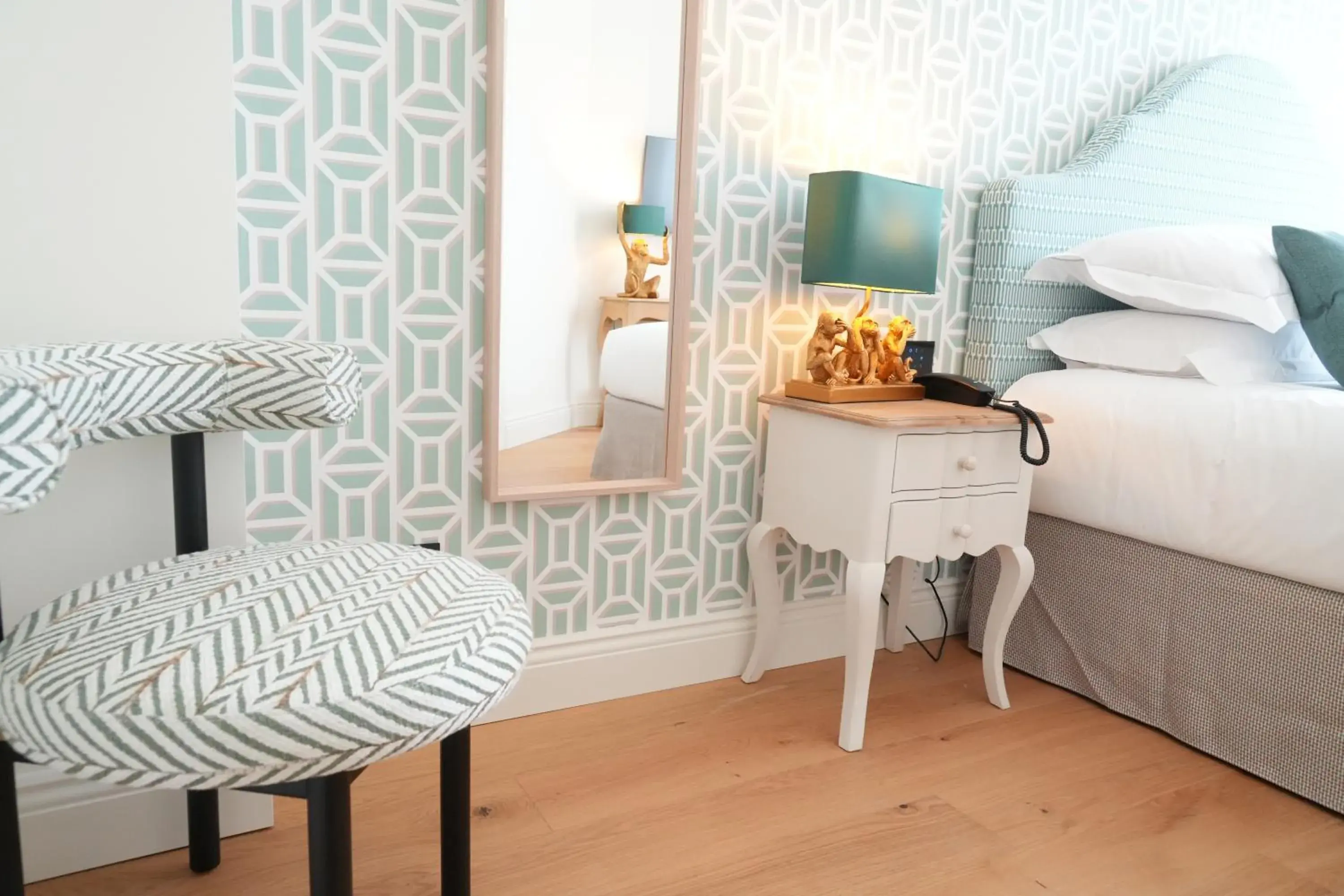 King Room - single occupancy - Disability Access in Jolly Charme Suite King Room - single occupancy - Disability Access in Jolly Charme Suite