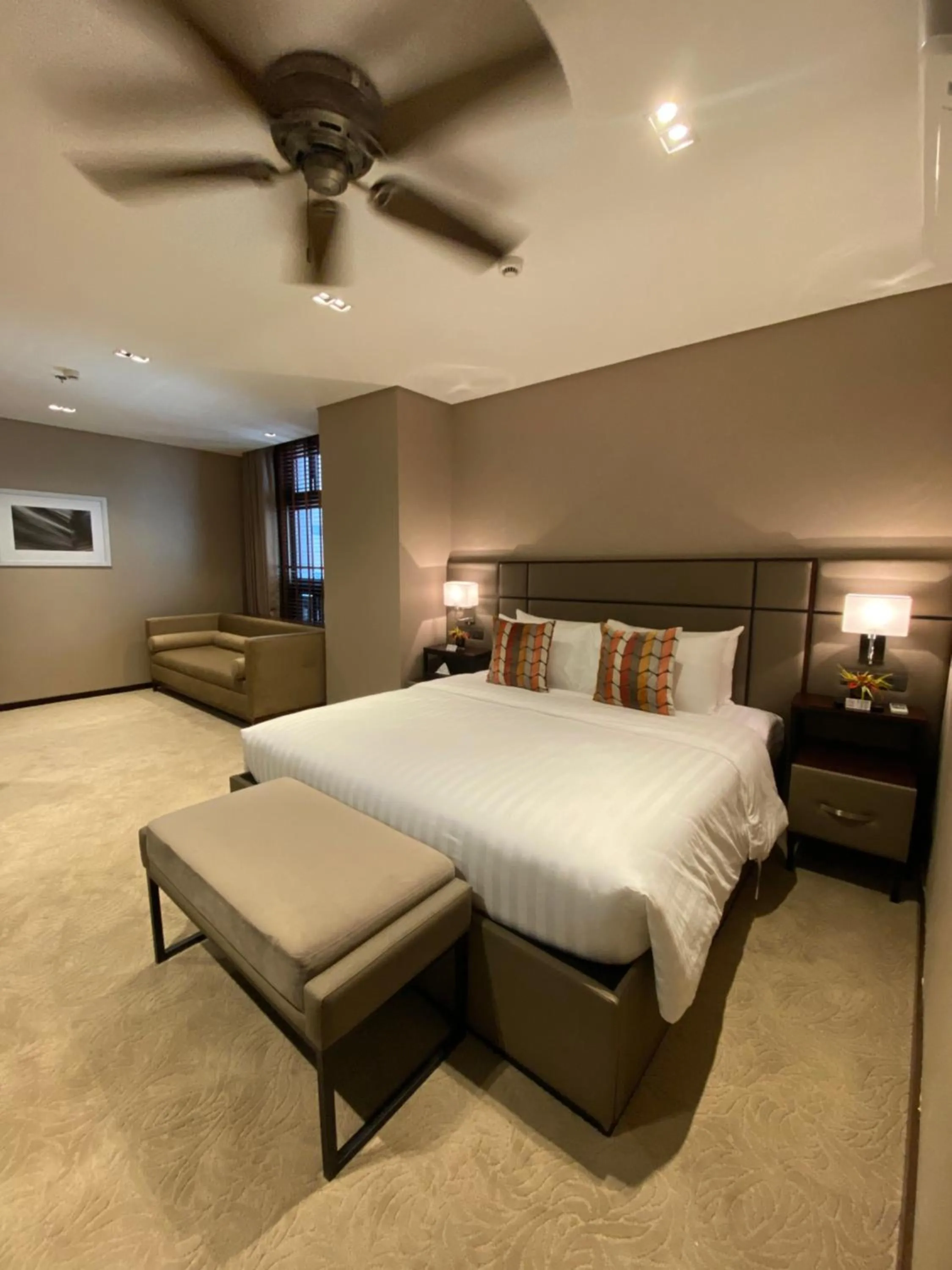 Bed in The Plaza Garden Hotel and Residences