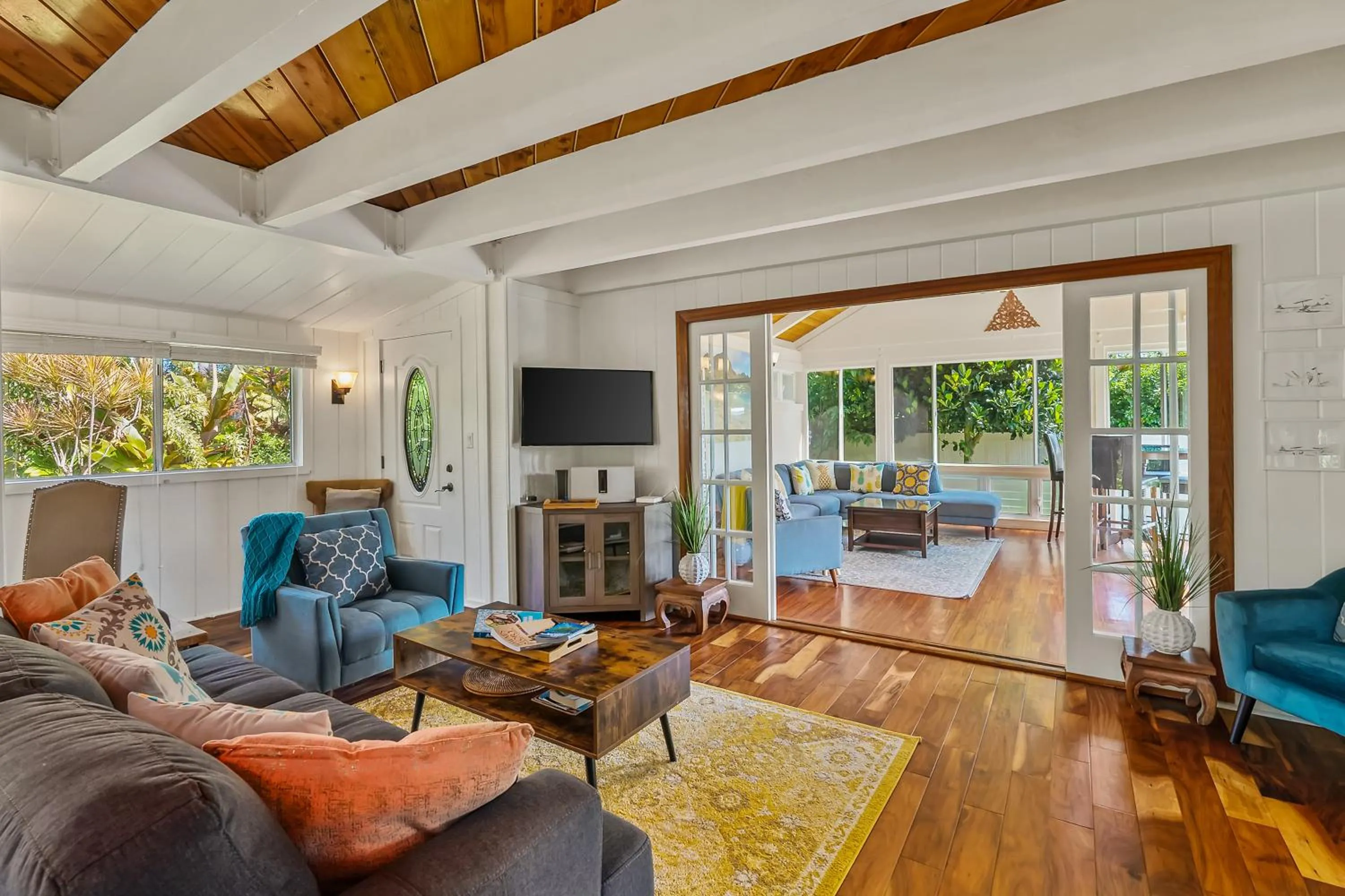 Living room in Emmalani 3BR Princeville Villa with Private Pool