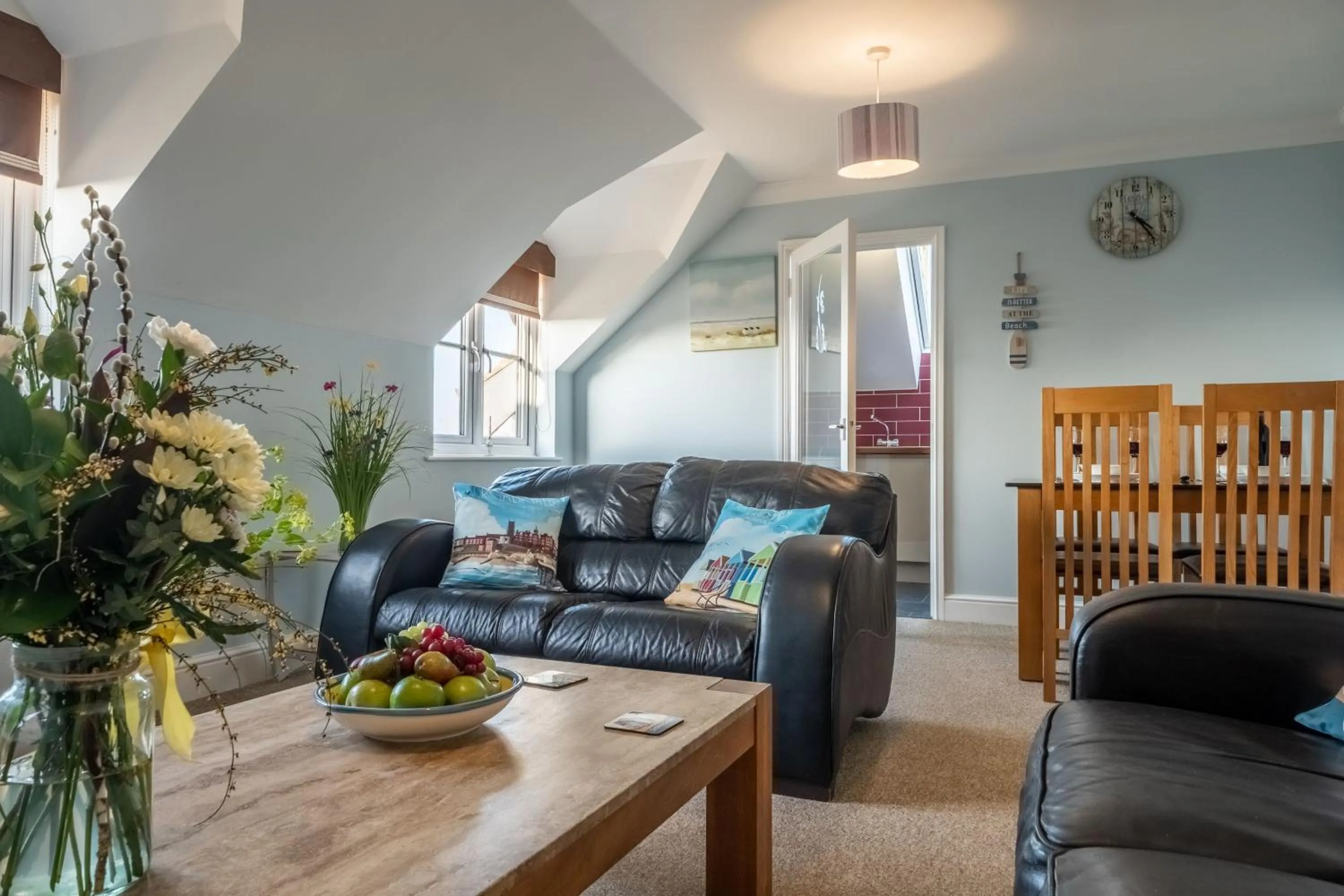 Apartment Eight by the Sea