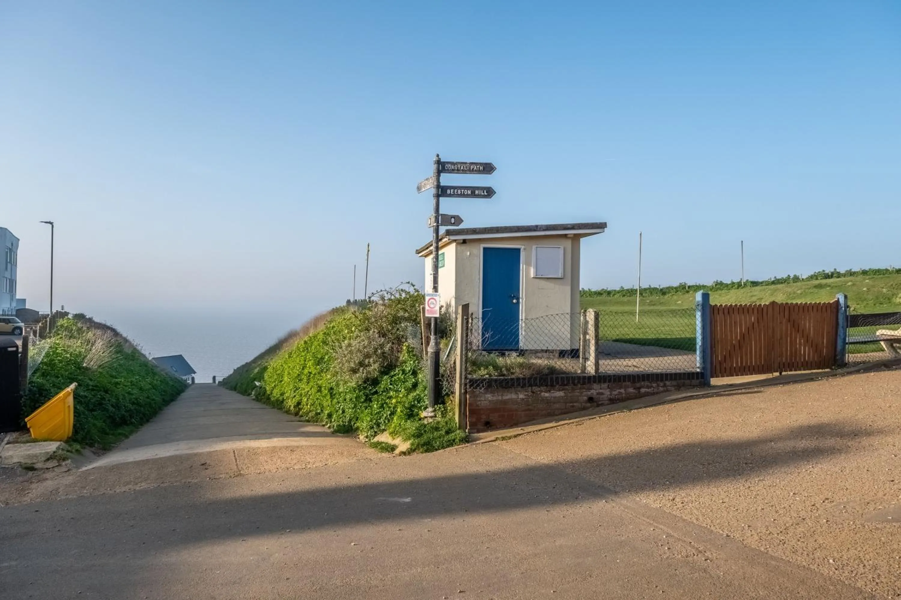 Apartment Eight by the Sea