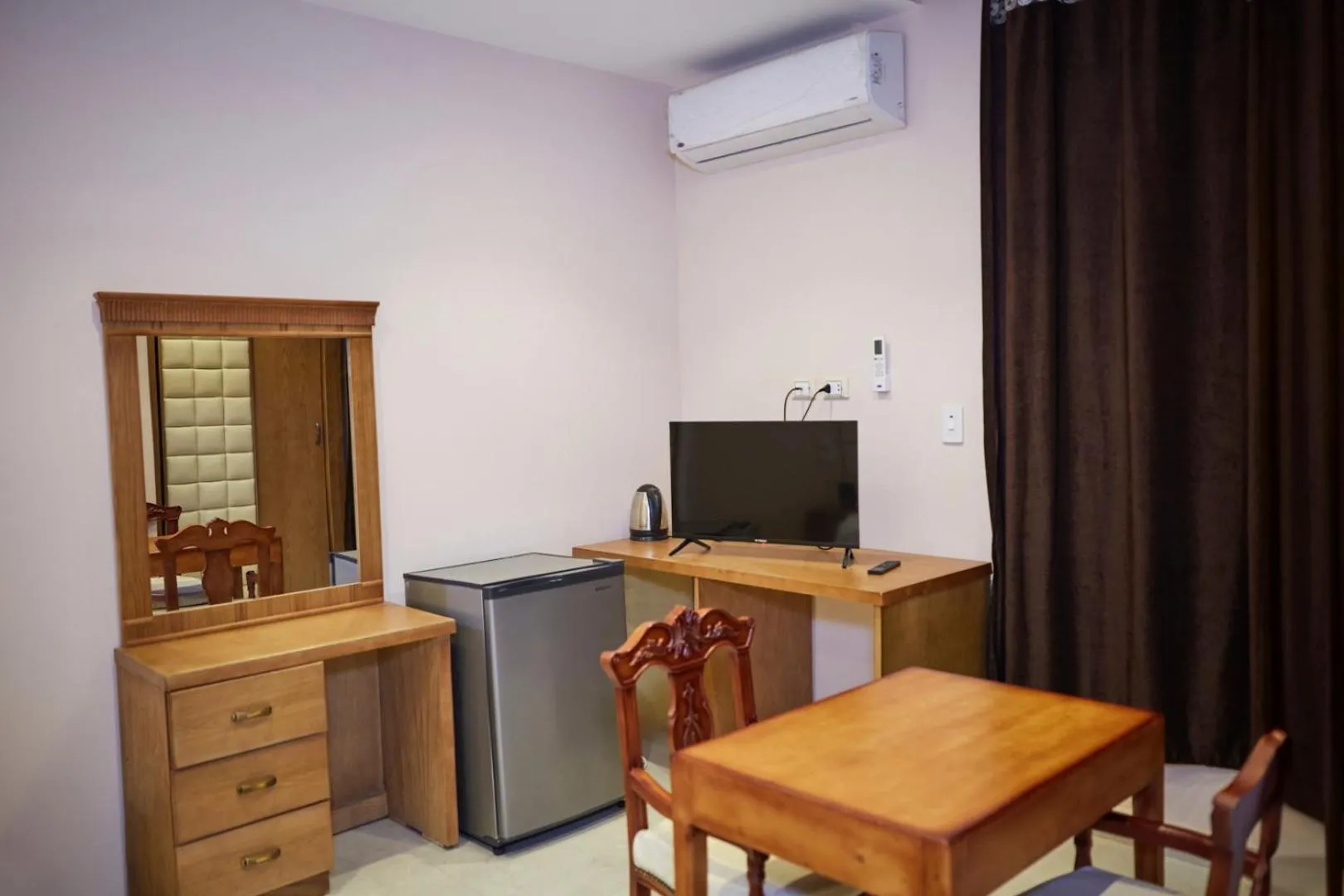 TV and multimedia in Grand Pyramid View Hotel