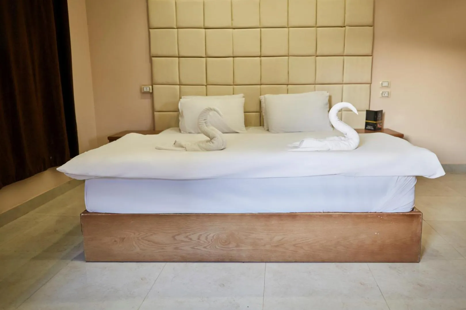 Bed in Grand Pyramid View Hotel