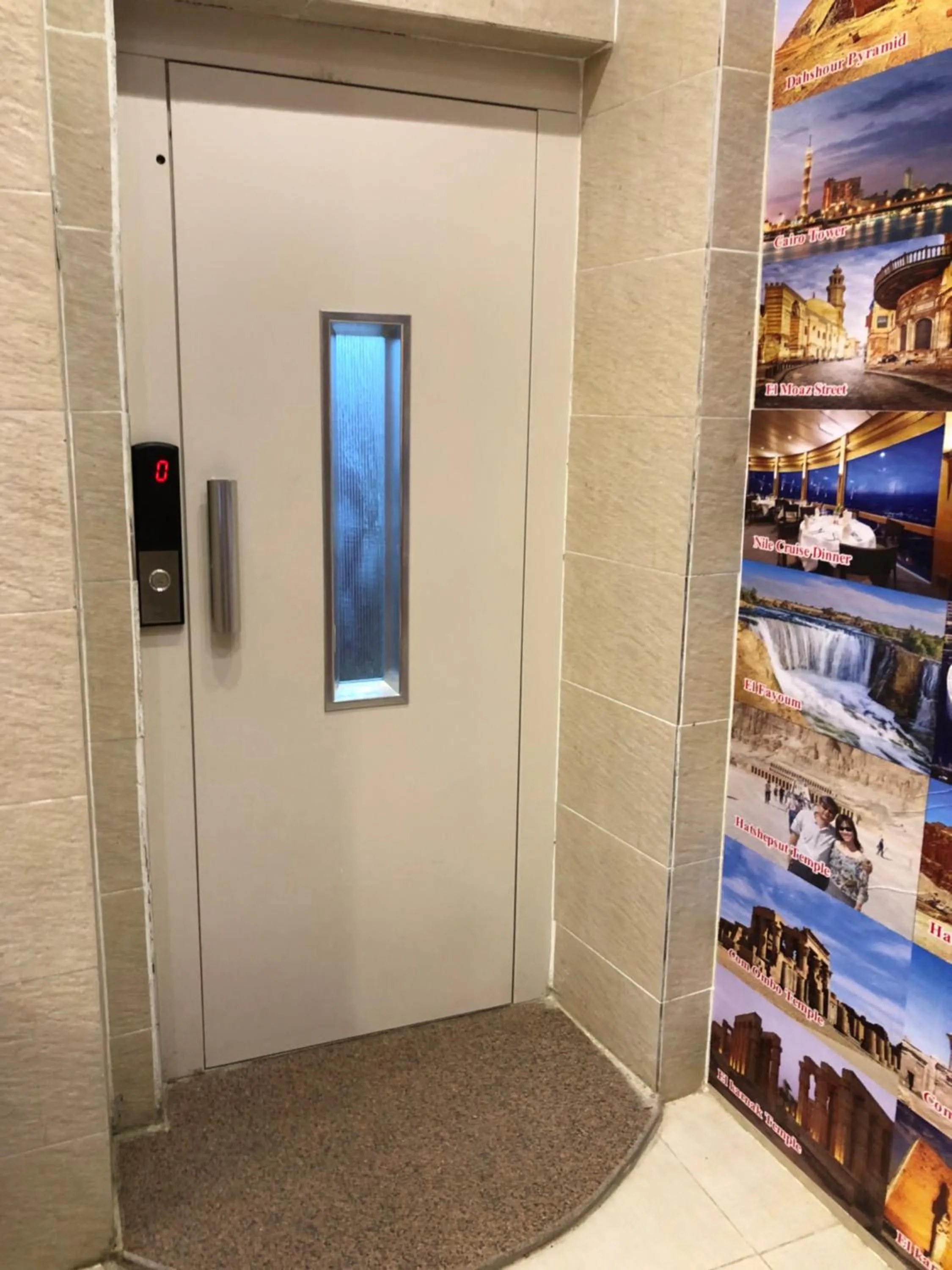 elevator in Grand Pyramid View Hotel