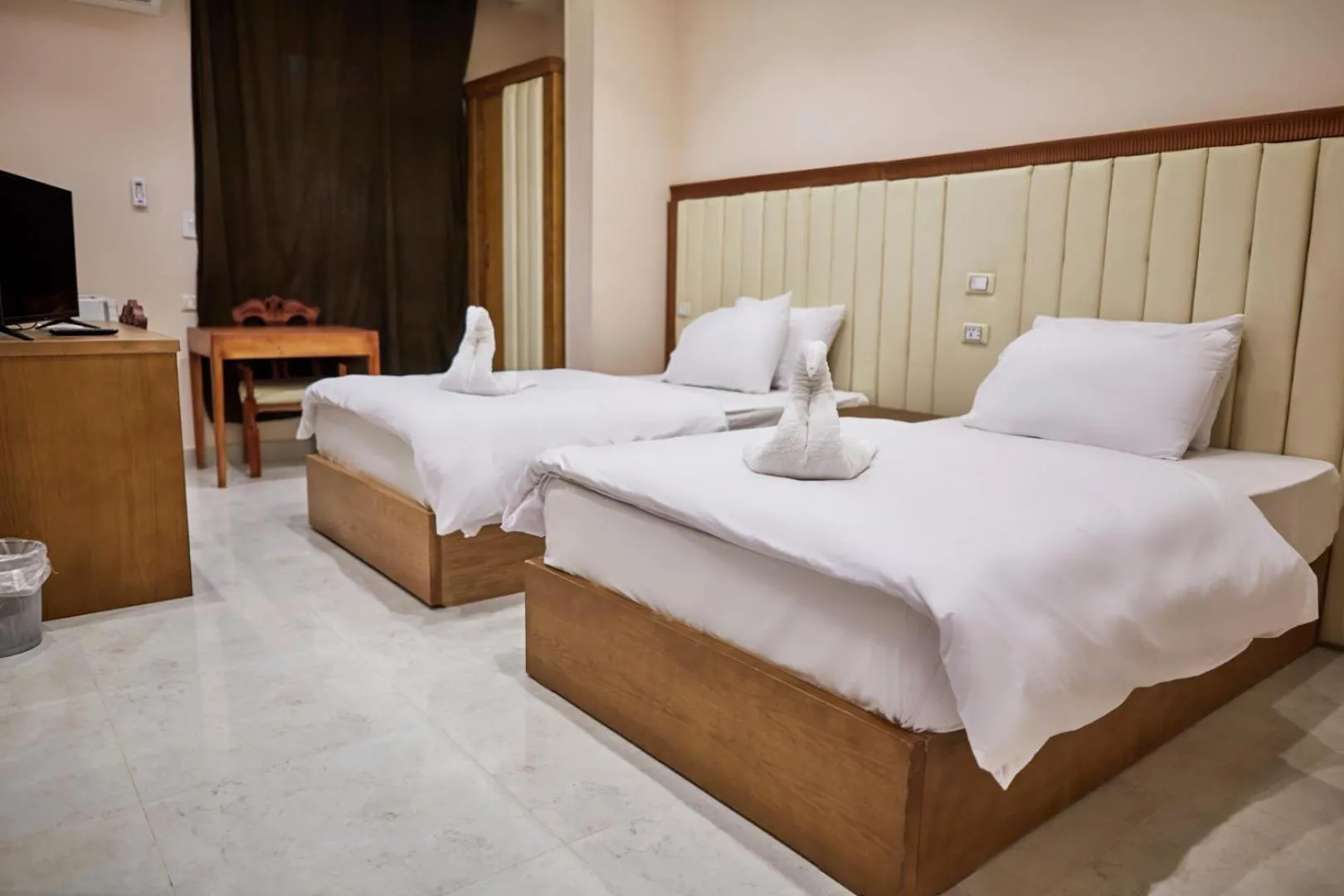 Bed in Grand Pyramid View Hotel