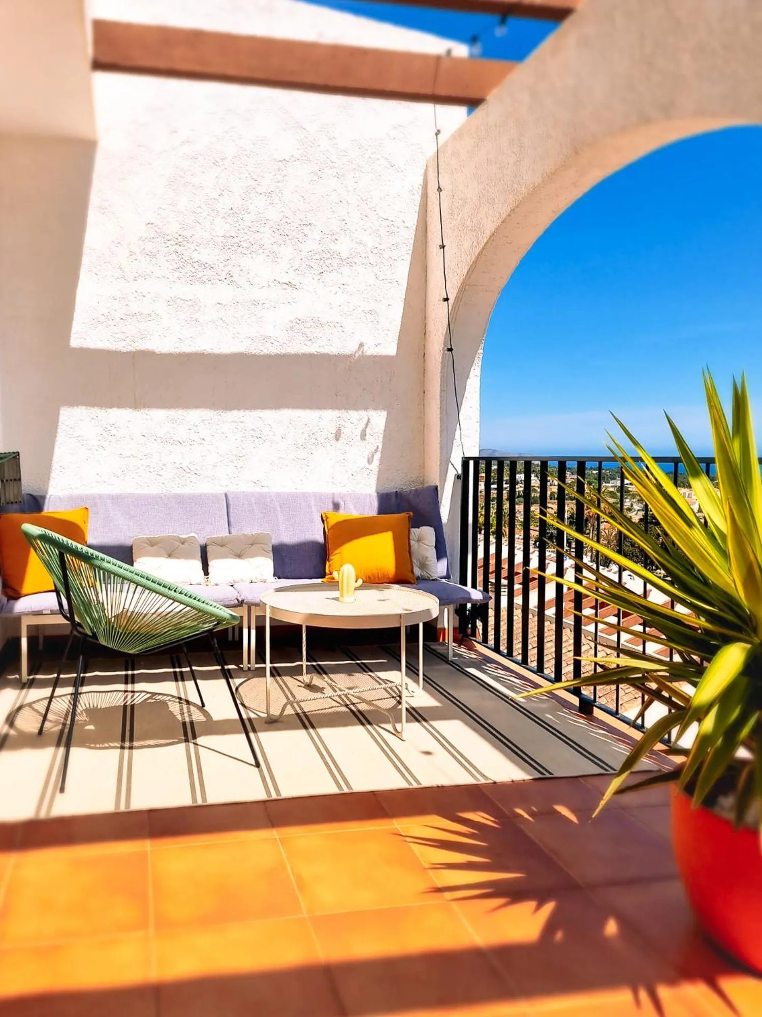Day in THE VIEW: sea, mountain, terrace, swimming pool