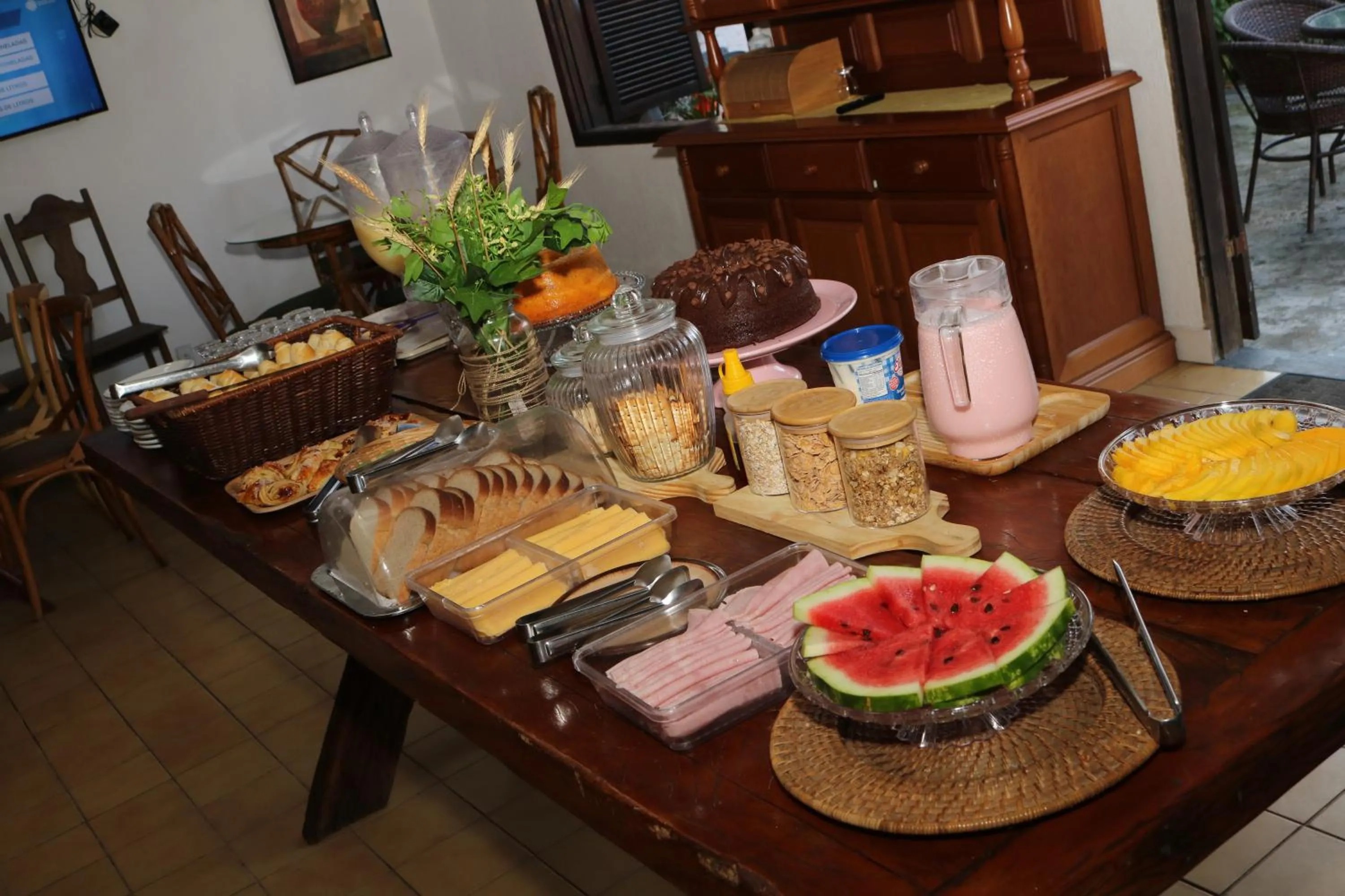 Food and drinks in Pousada Lisamar