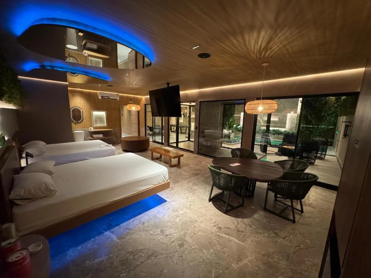 Bed in Motel DUBAI BH