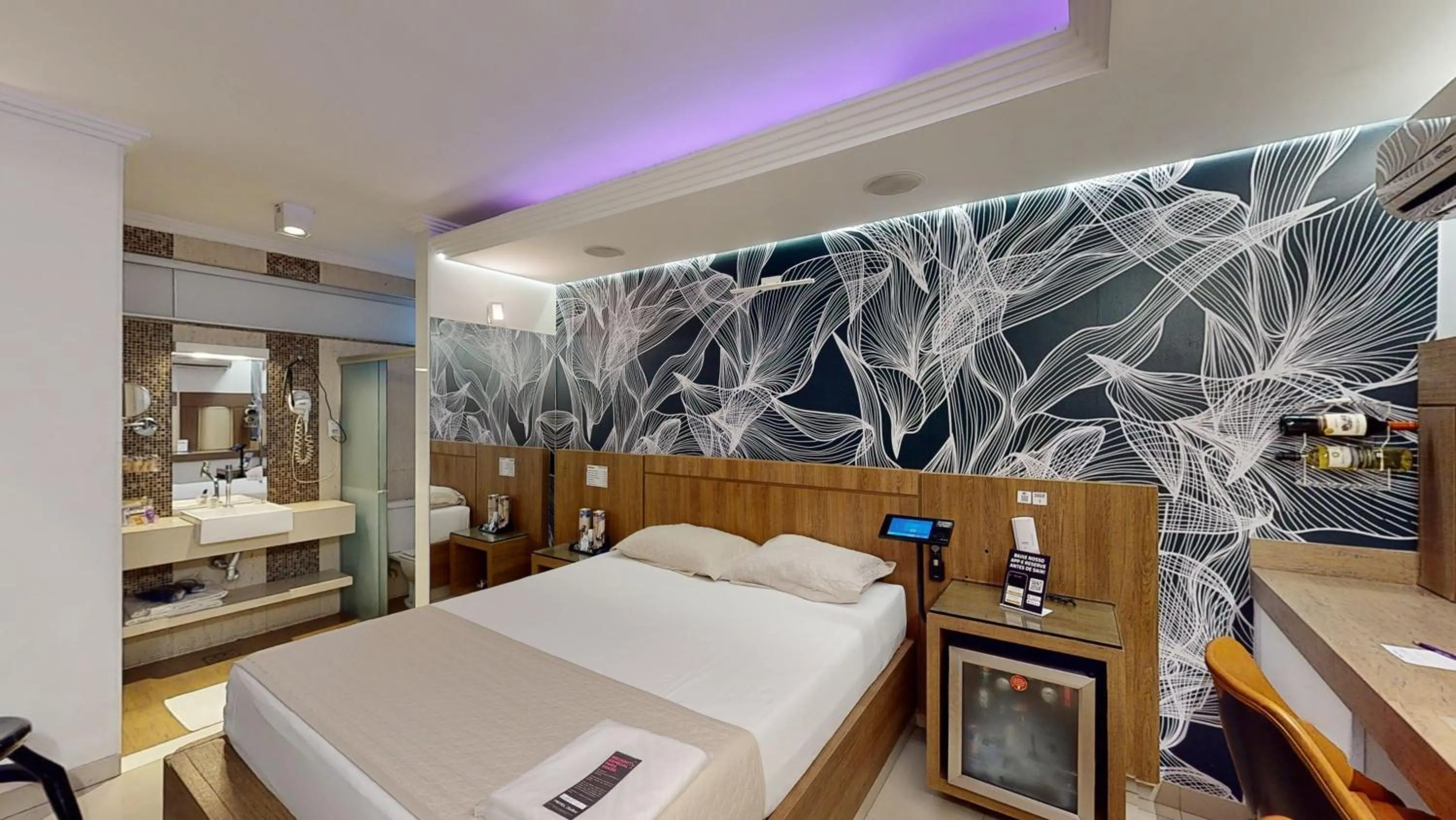 Bed in Motel DUBAI BH