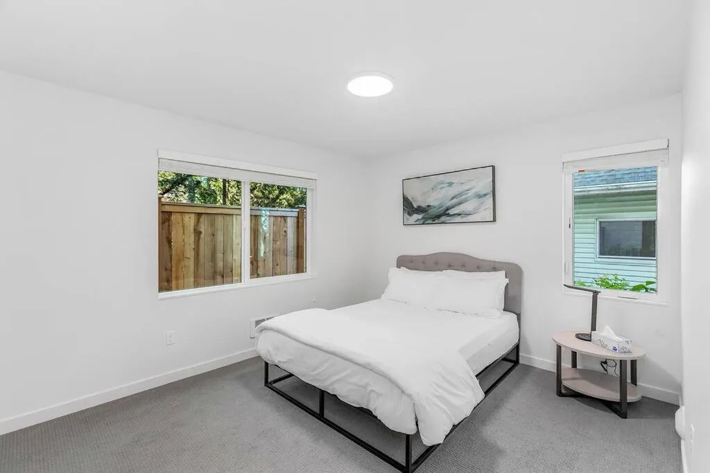 Bed in The Sweetest Hill - 81 Walkscore!