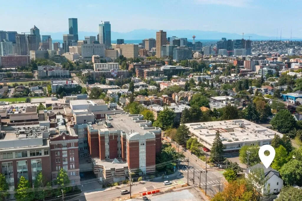 The Sweetest Hill - 81 Walkscore!