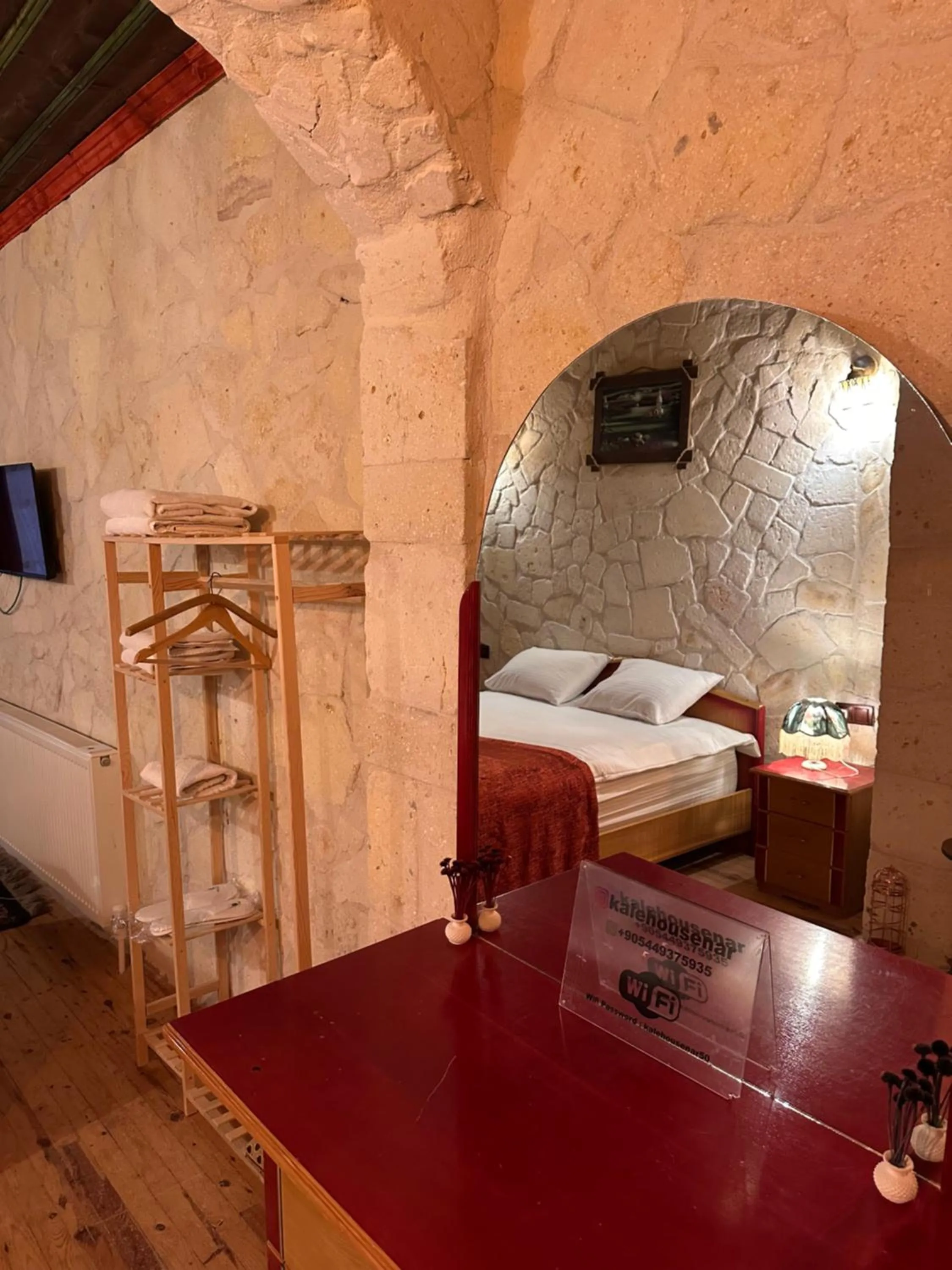 Bedroom, Bed in Kale House Nar