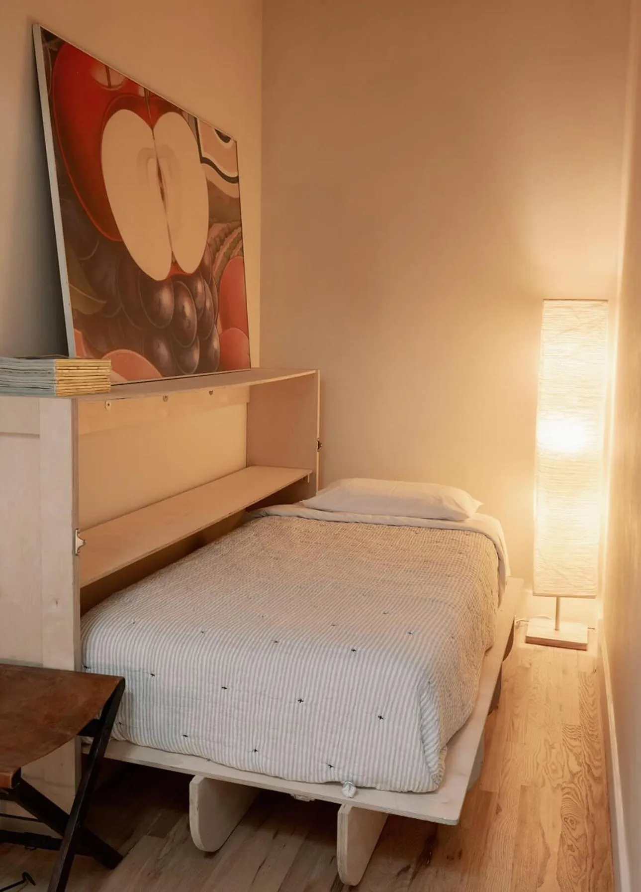 Bed in Hotel No-Vacancy