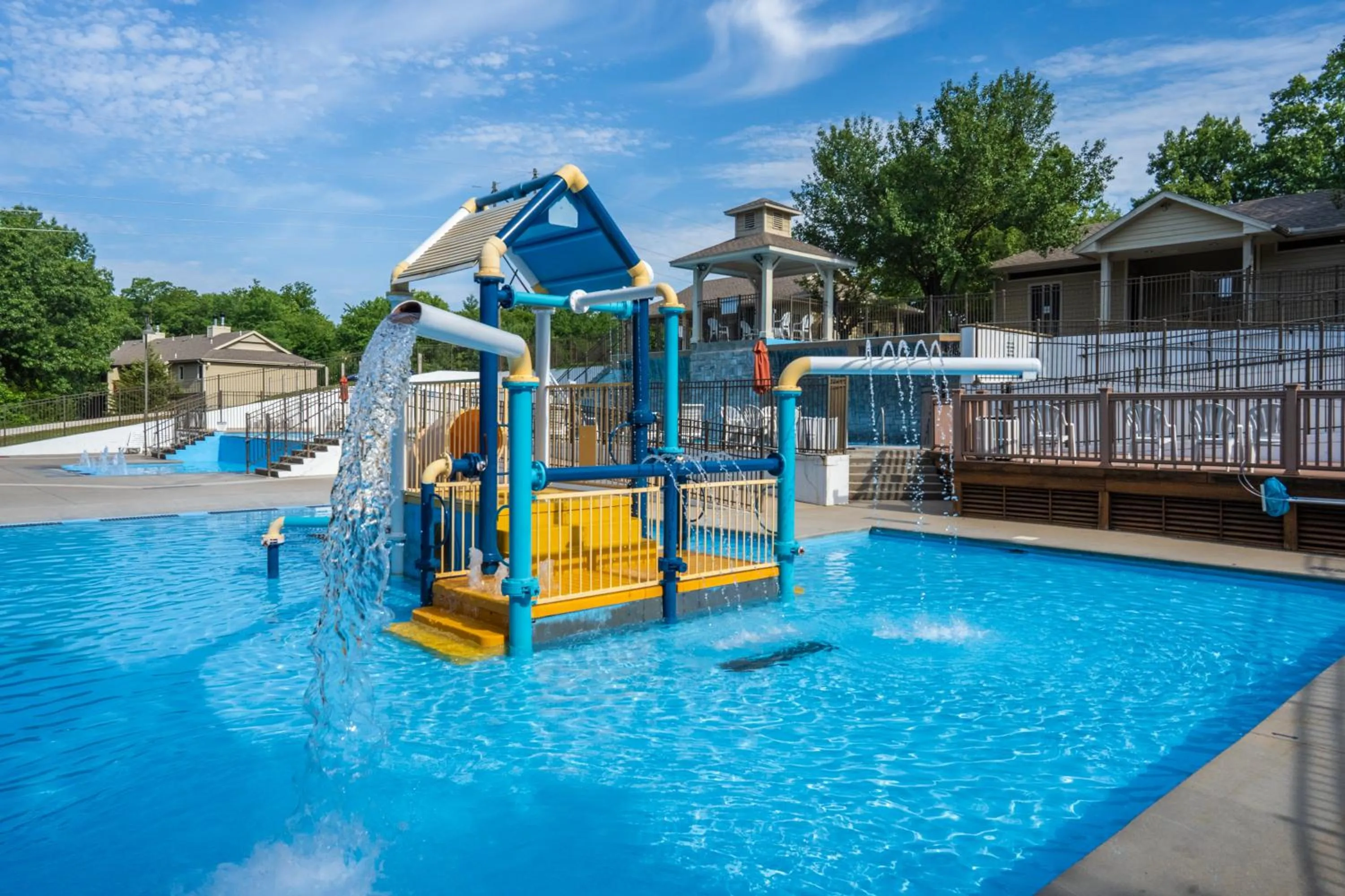 Swimming pool in StoneBridge Village Resort