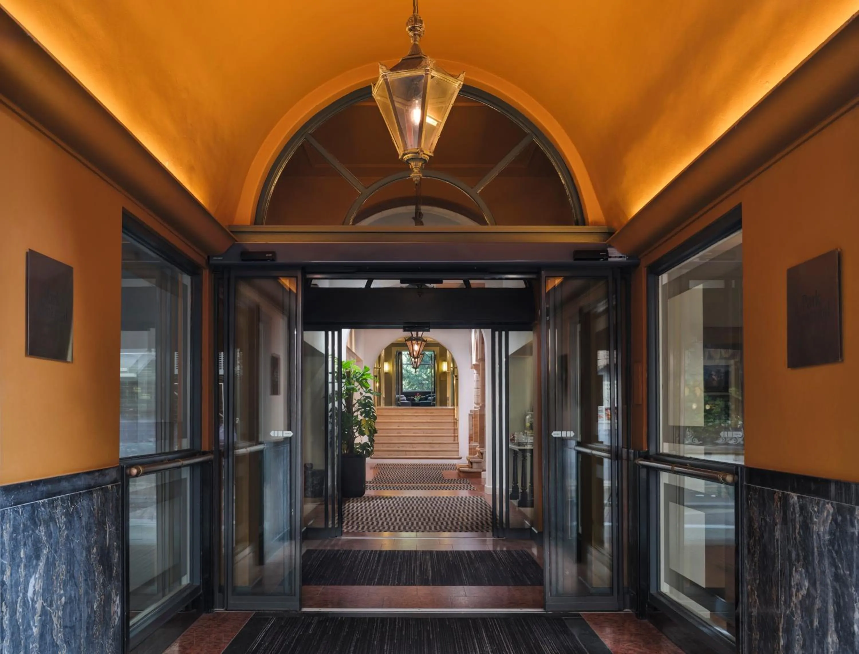 Facade/entrance in Park Centraal Den Haag, part of Sircle Collection