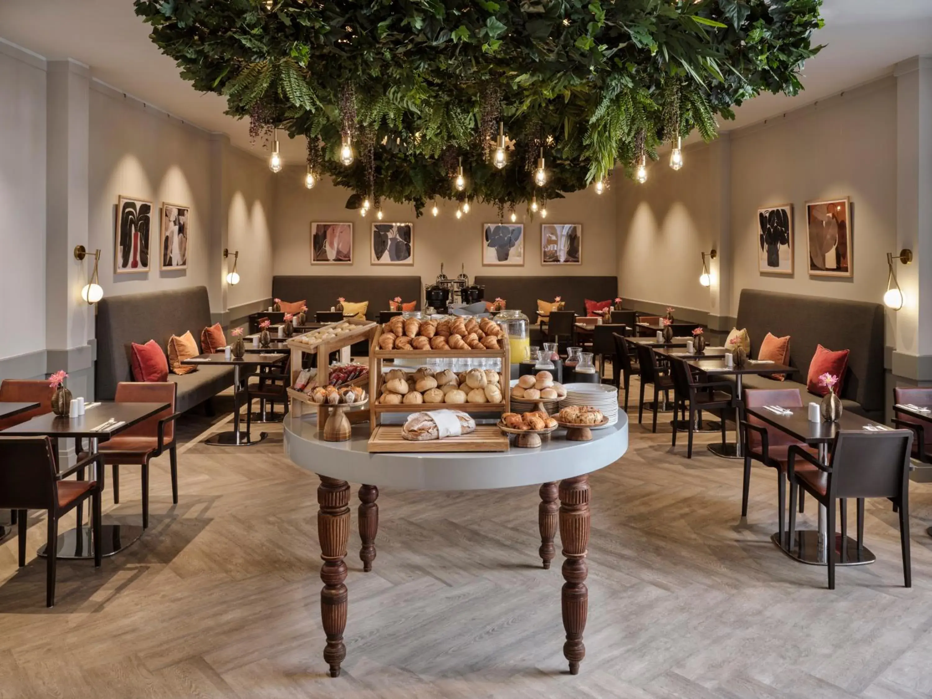 Breakfast in Park Centraal Den Haag, part of Sircle Collection Breakfast in Park Centraal Den Haag, part of Sircle Collection