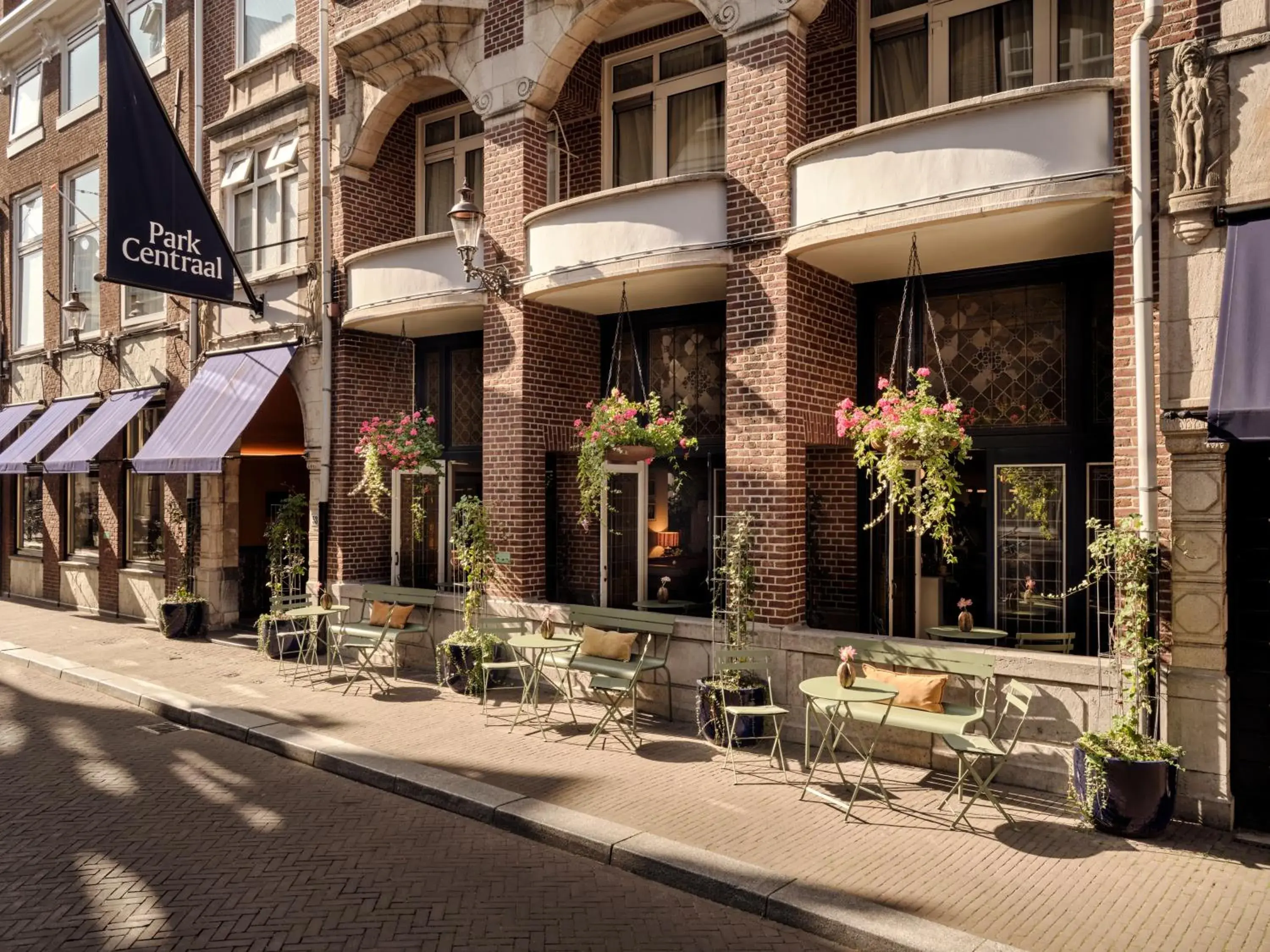 Property building in Park Centraal Den Haag, part of Sircle Collection Property building in Park Centraal Den Haag, part of Sircle Collection
