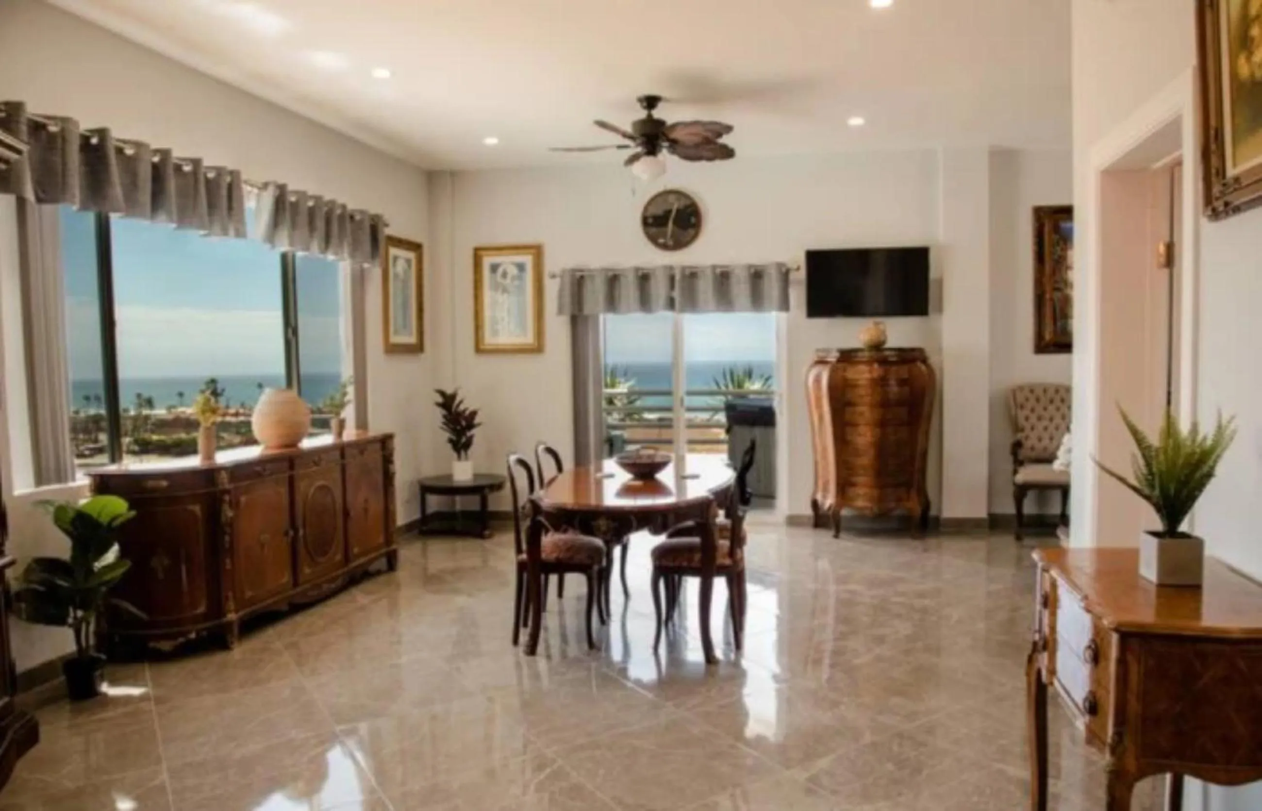 Living room in Capitan Boutique Resort