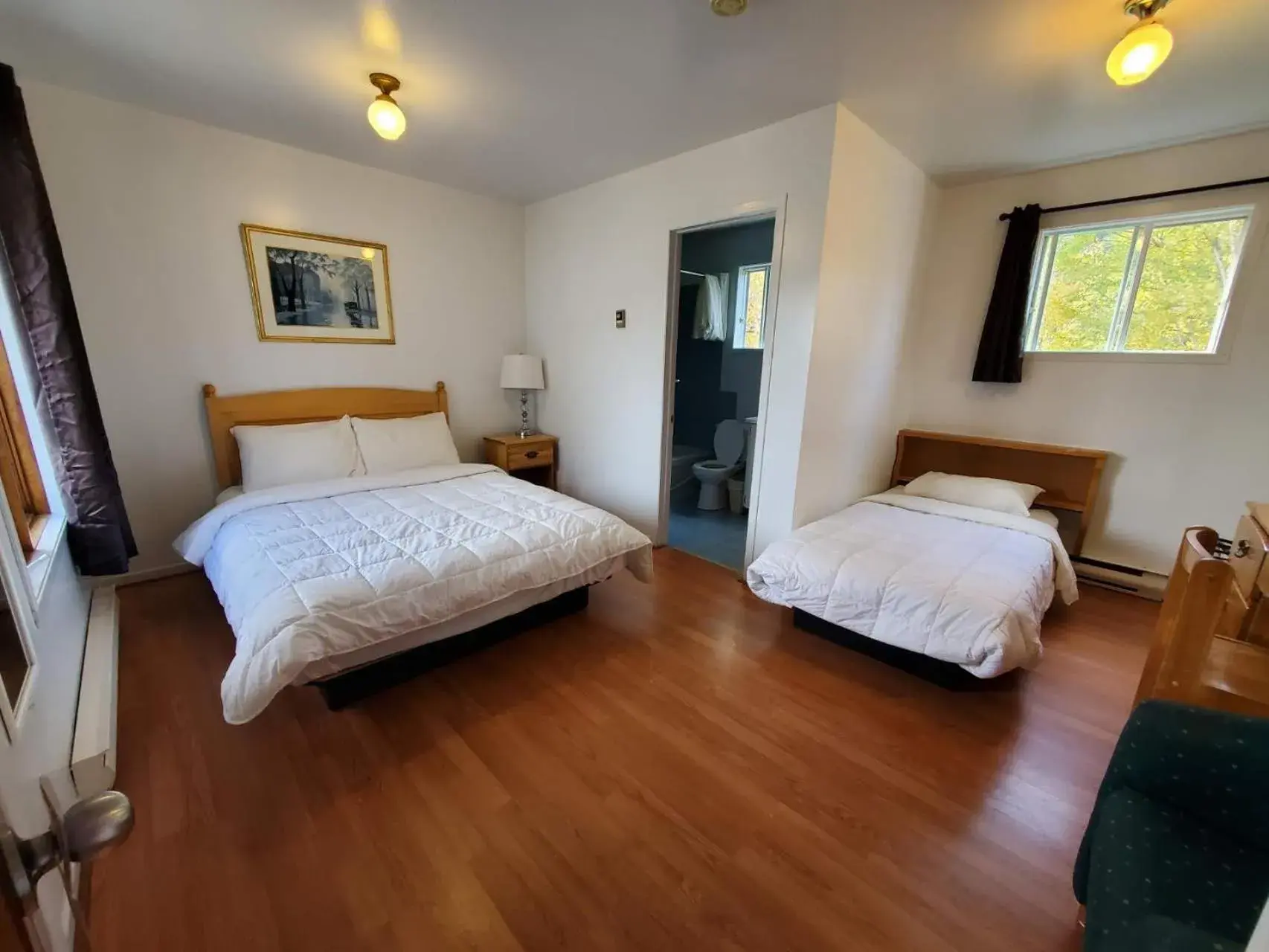 Triple Room in Hotel - Motel Georges Triple Room in Hotel - Motel Georges