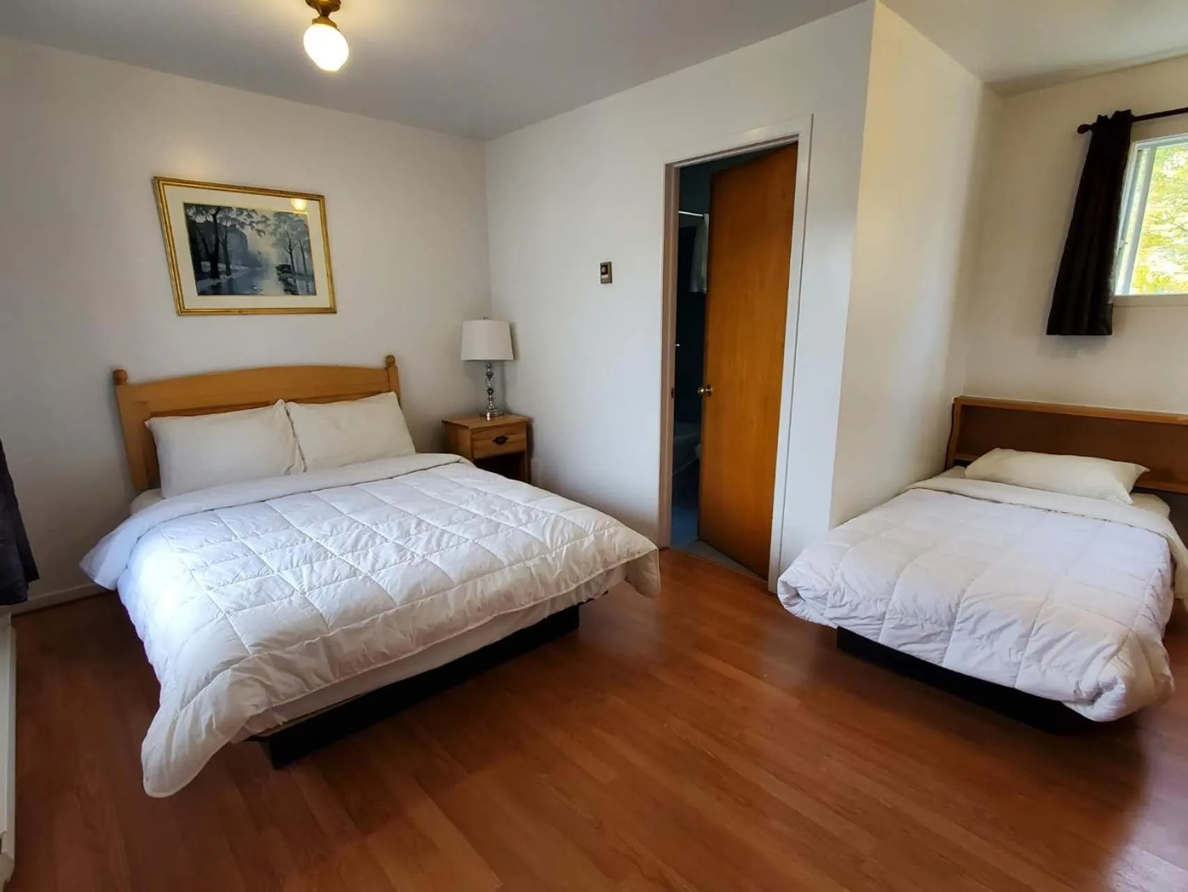 Bedroom, Bed in Hotel - Motel Georges