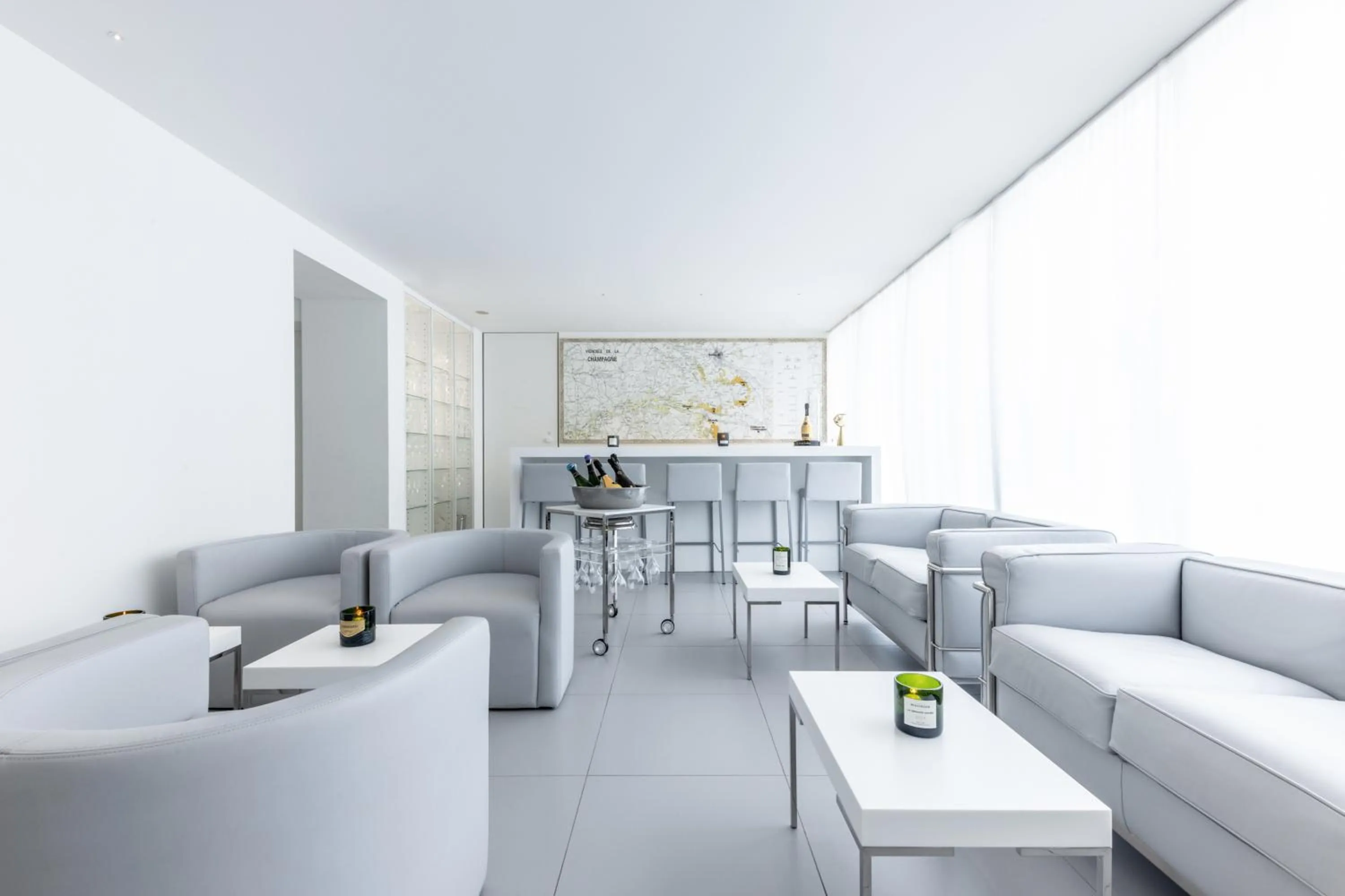 Lobby or reception in CUVEE J2 HOTEL OSAKA by Onko Chishin