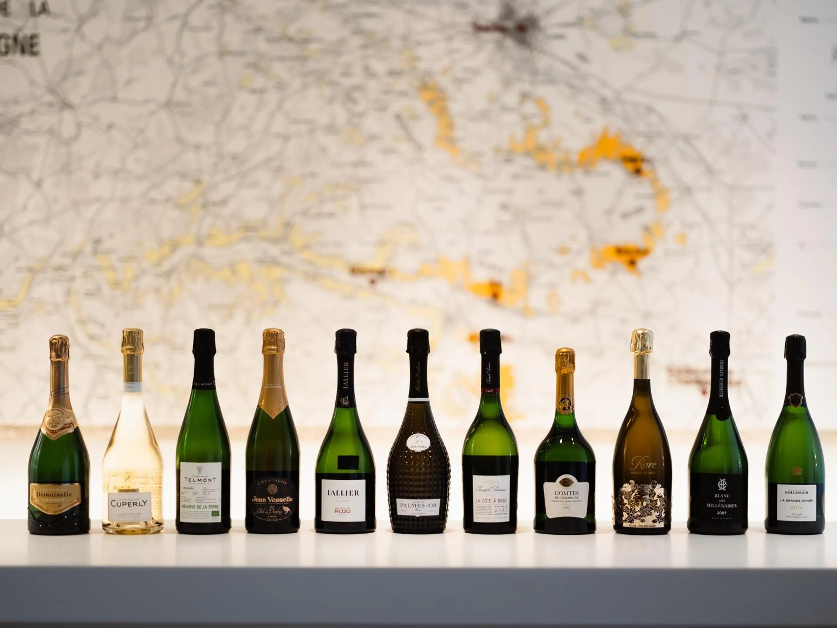 Lounge or bar in CUVEE J2 HOTEL OSAKA by Onko Chishin