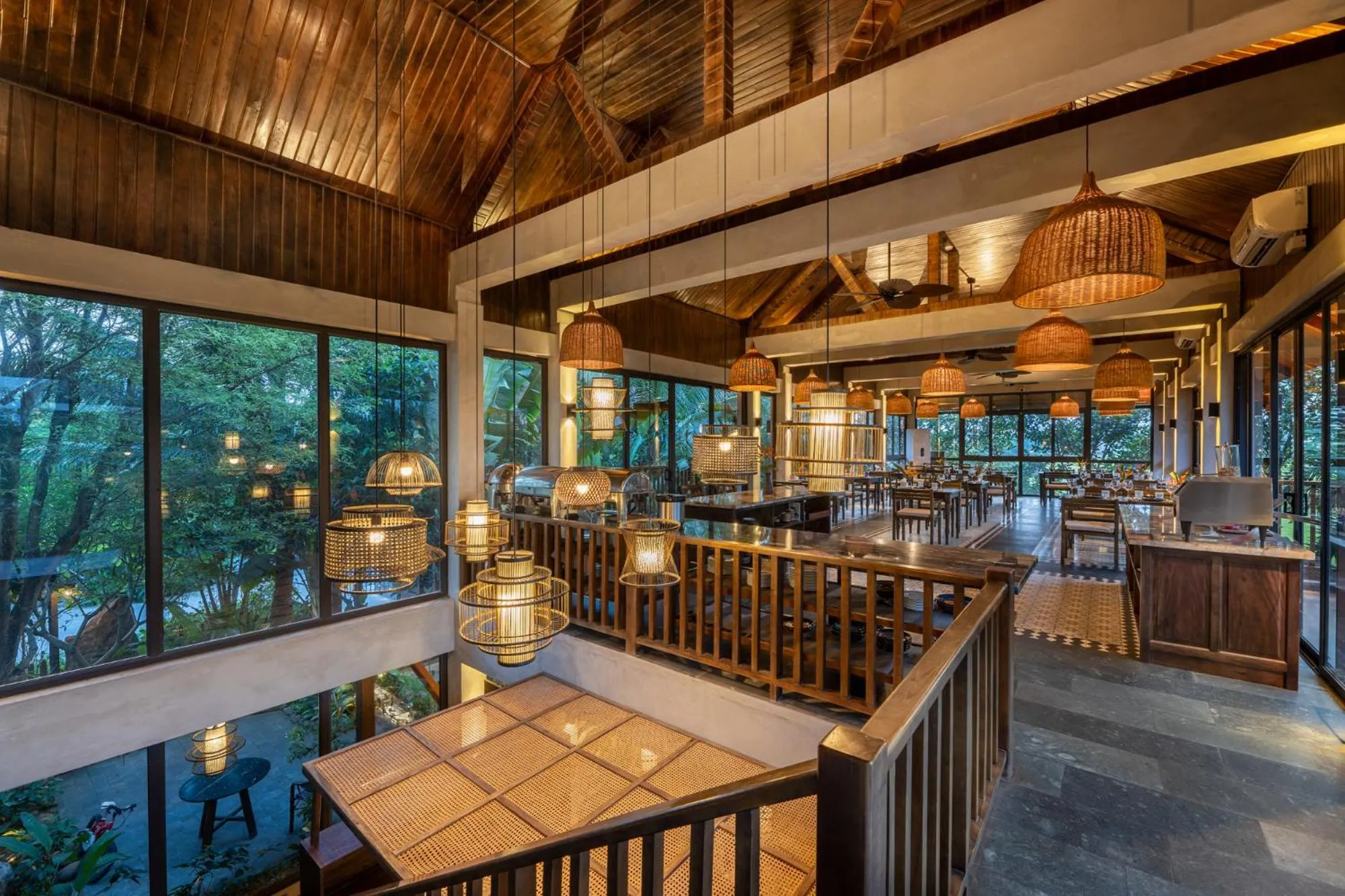 Restaurant/places to eat in Coco Island Resort Ninh Binh