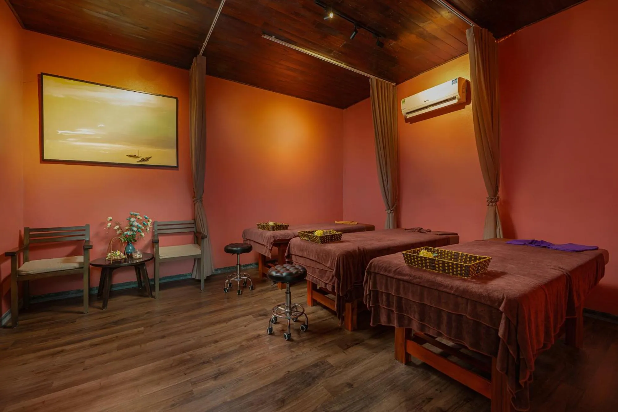 Massage in Coco Island Resort Ninh Binh