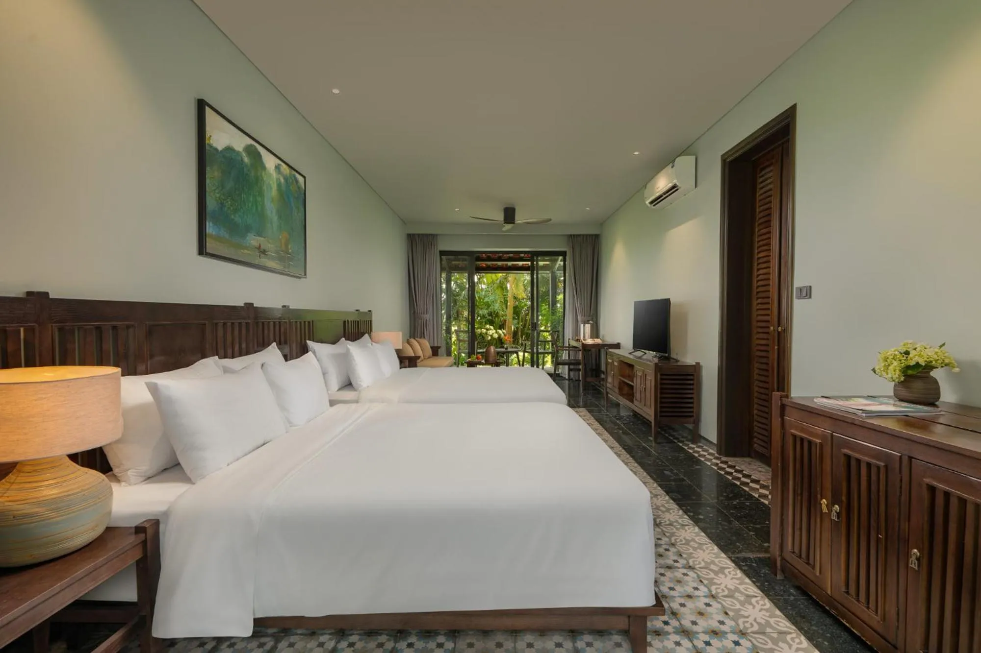 Bed in Coco Island Resort Ninh Binh