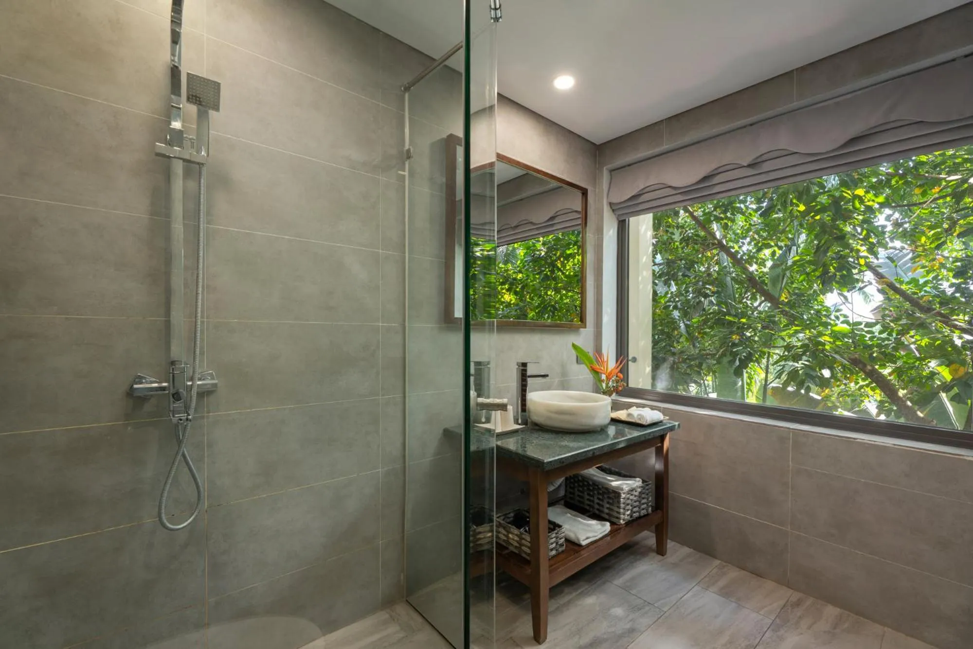 Shower in Coco Island Resort Ninh Binh