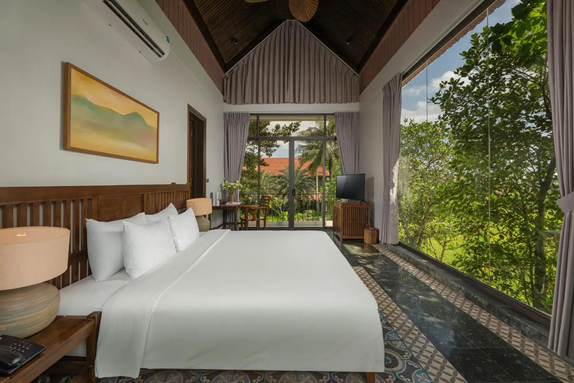Double Room with Mountain View in Coco Island Resort Ninh Binh Double Room with Mountain View in Coco Island Resort Ninh Binh