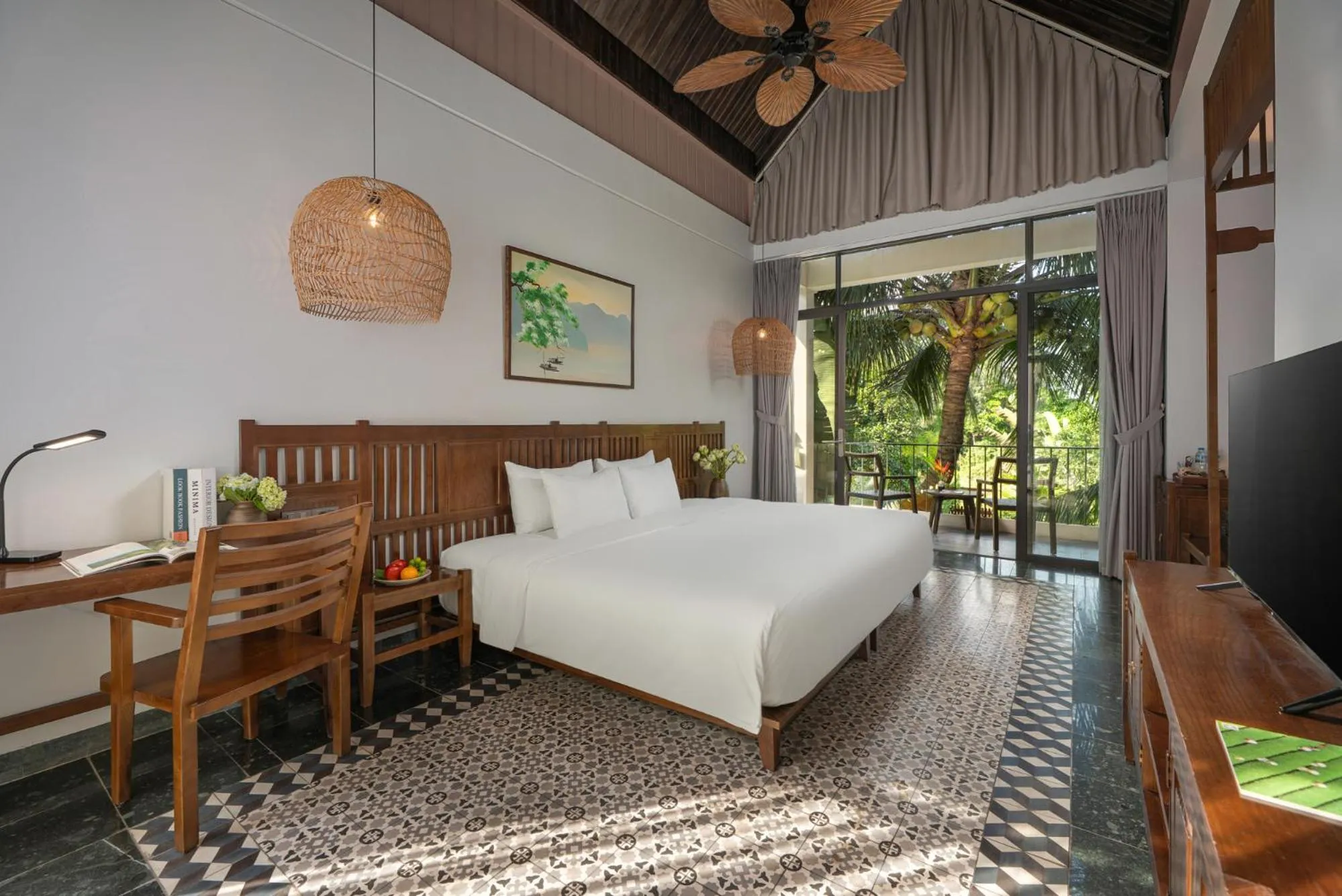 Bed in Coco Island Resort Ninh Binh