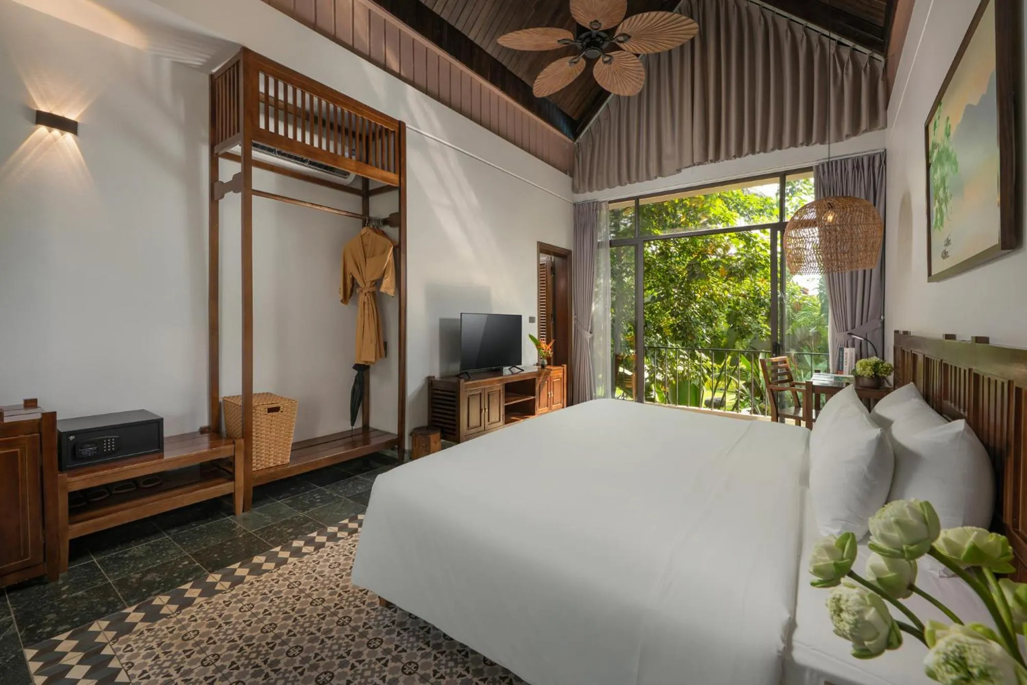 Bed in Coco Island Resort Ninh Binh
