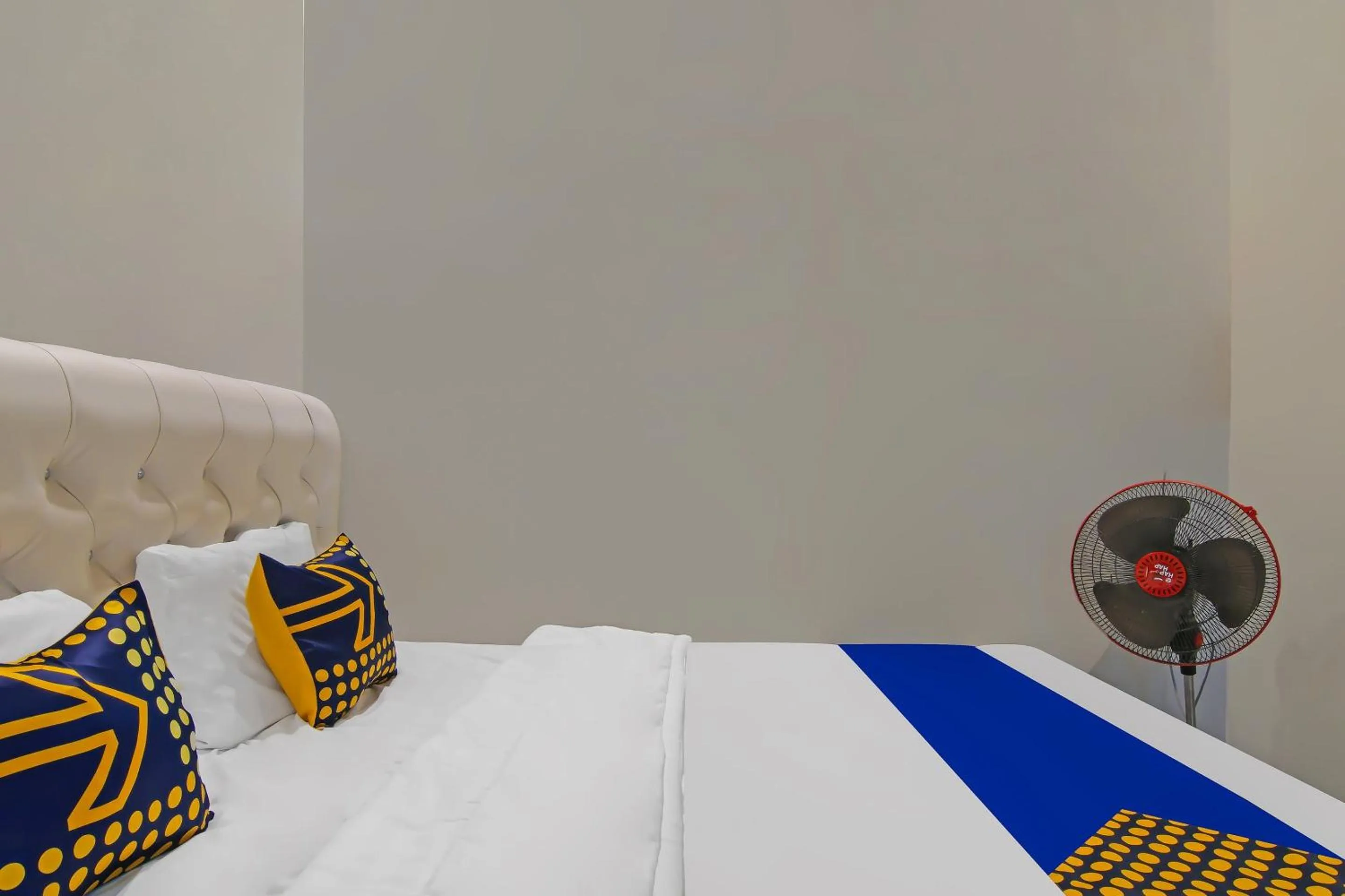 Bedroom, Bed in Hotel O Putri Guest House Syariah Near SPBU Rimbo Panjang