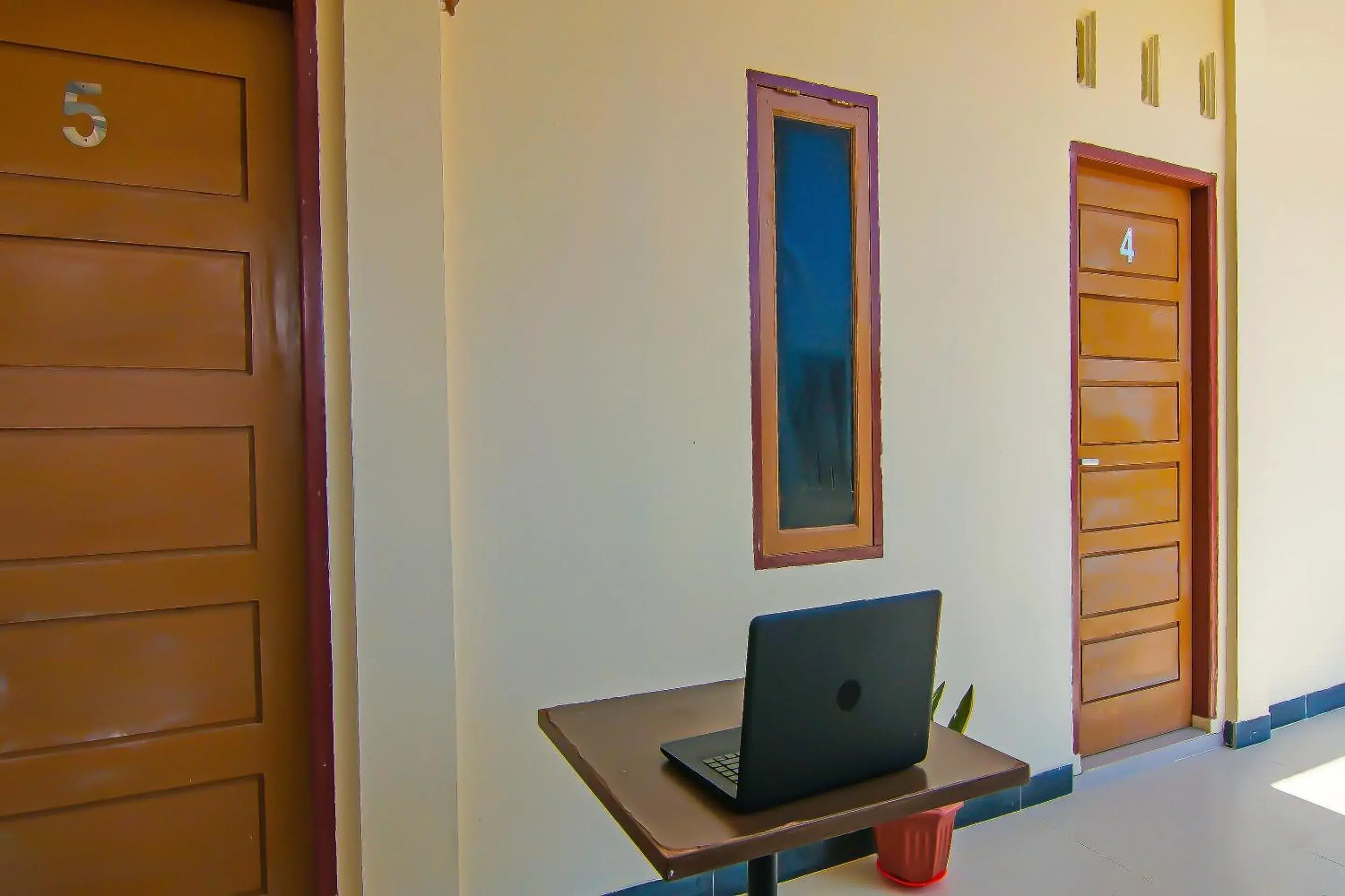 Lobby or reception in Hotel O Putri Guest House Syariah Near SPBU Rimbo Panjang Lobby or reception in Hotel O Putri Guest House Syariah Near SPBU Rimbo Panjang