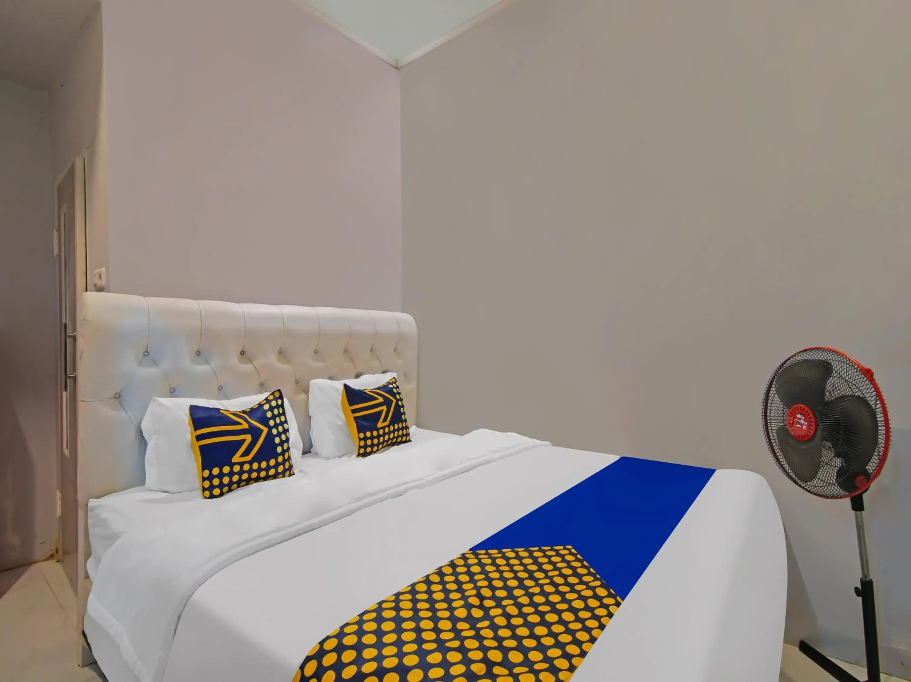 Hotel O Putri Guest House Syariah Near SPBU Rimbo Panjang Hotel O Putri Guest House Syariah Near SPBU Rimbo Panjang