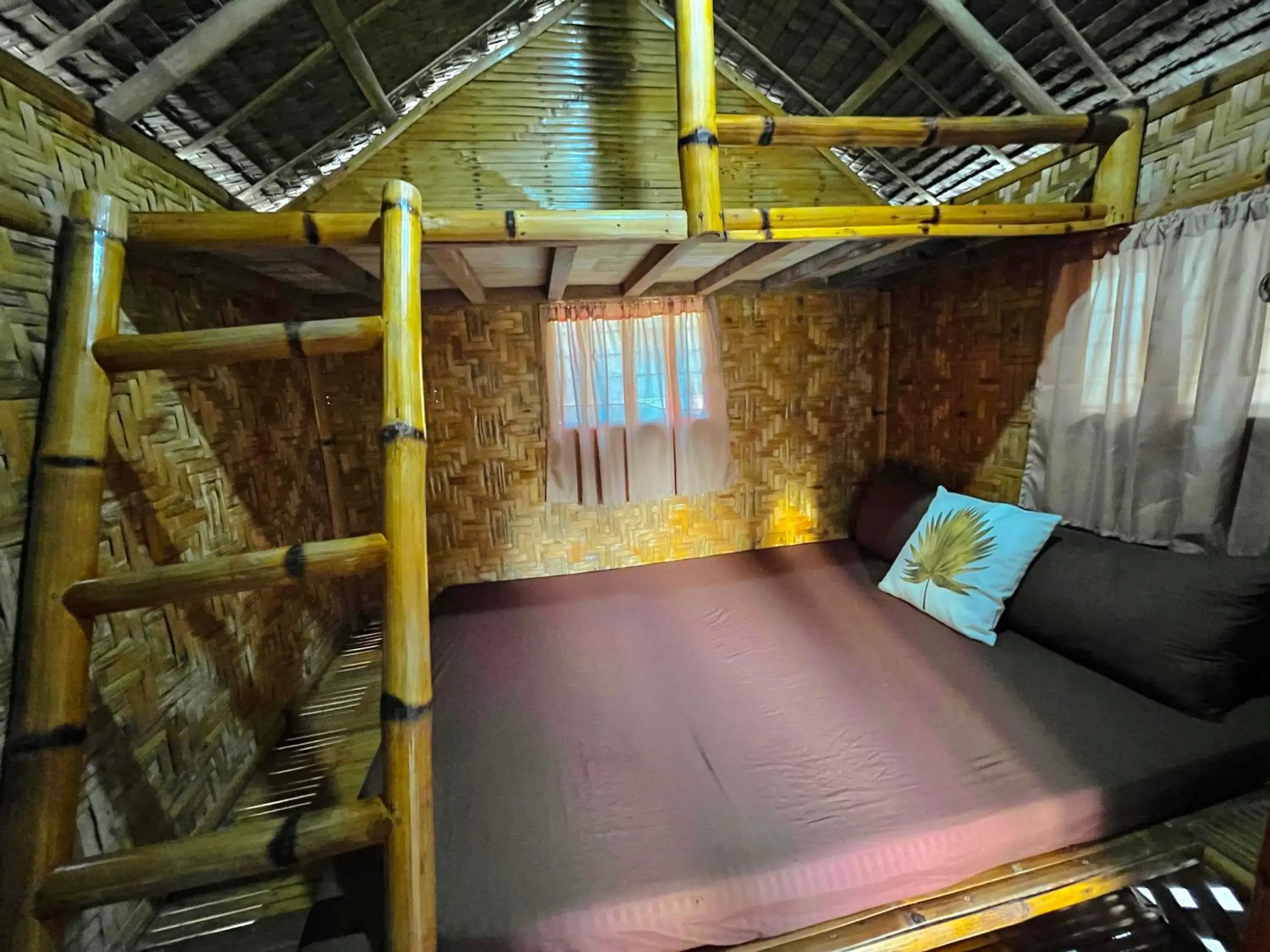 Bed in On Board Panglao Beach Hostel & Resort with FREE MOTORBIKE Bed in On Board Panglao Beach Hostel & Resort with FREE MOTORBIKE